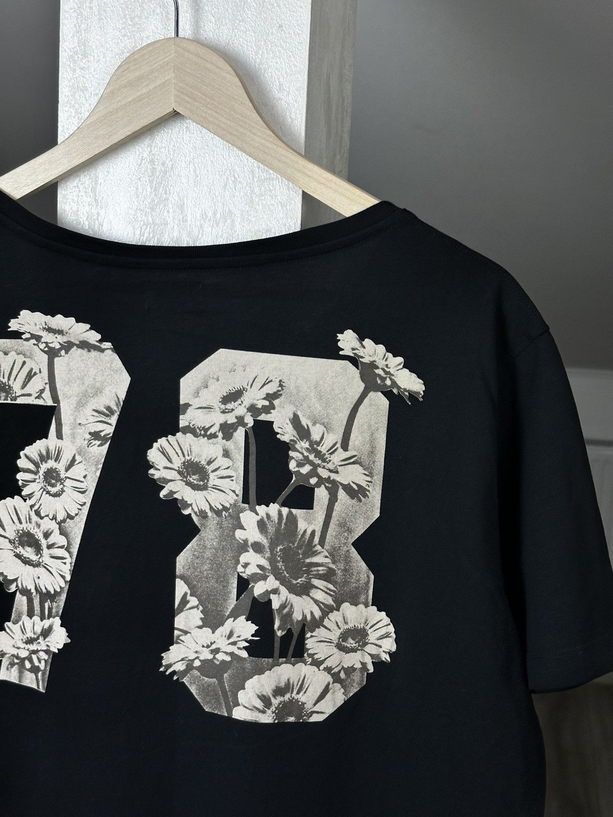 Diesel Y2K Vintage Diesel Tee Shirt Archive Hype Size US XL / EU 56 / 4 - 8 Thumbnail