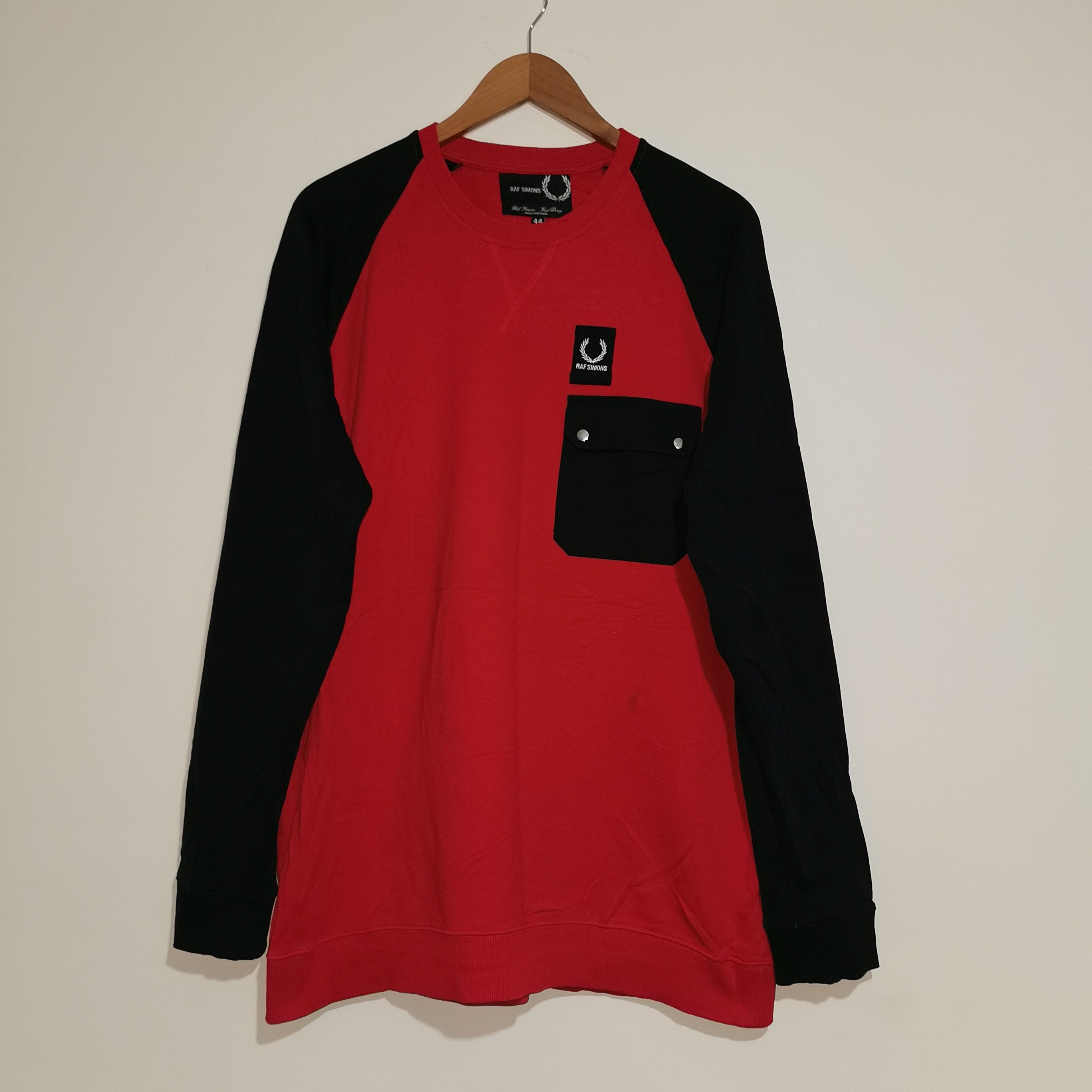Fred Perry × Raf Simons Rare Raf Simons X Fred perry Red Pocket Crewneck Size US XL / EU 56 / 4 - 8 Thumbnail