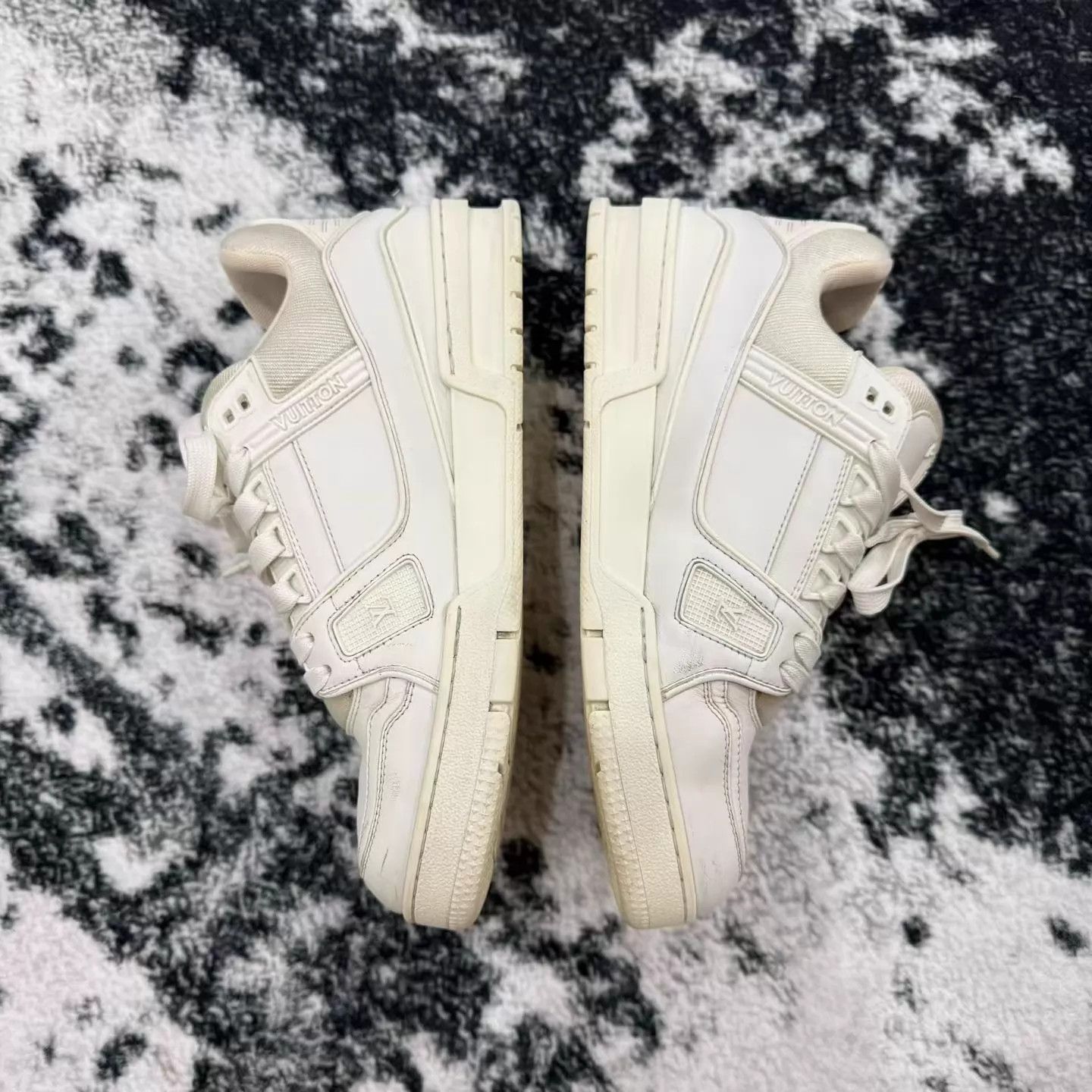 Louis Vuitton LV Trainer White Sneaker 40 95 New Size US 7 / EU 40 - 3 Thumbnail