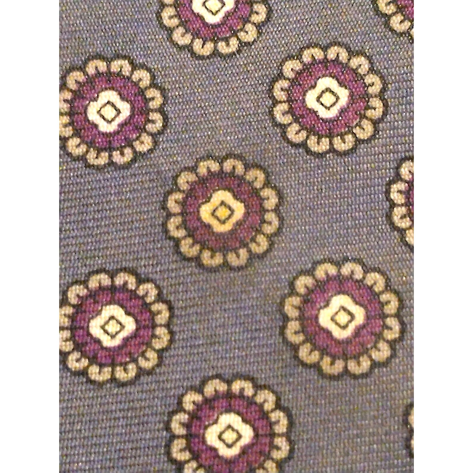 The Unbranded Brand Don Loper Beverly Hills 100% Silk Navy Ditsy Floral NeckTie Size ONE SIZE - 9 Thumbnail