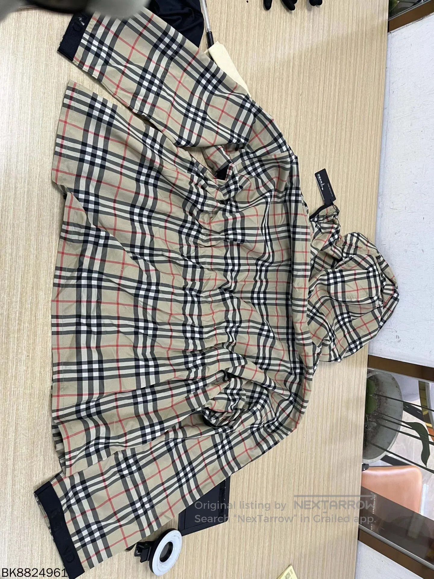Burberry burberry classic check hooded jacket. Size US S / EU 44-46 / 1 - 5 Thumbnail
