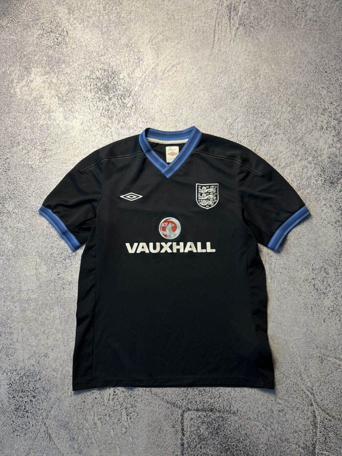 Umbro Vintage ENGLAND 2012 Umbro Vauxhall training shirt Size US XL / EU 56 / 4 - 17 Thumbnail