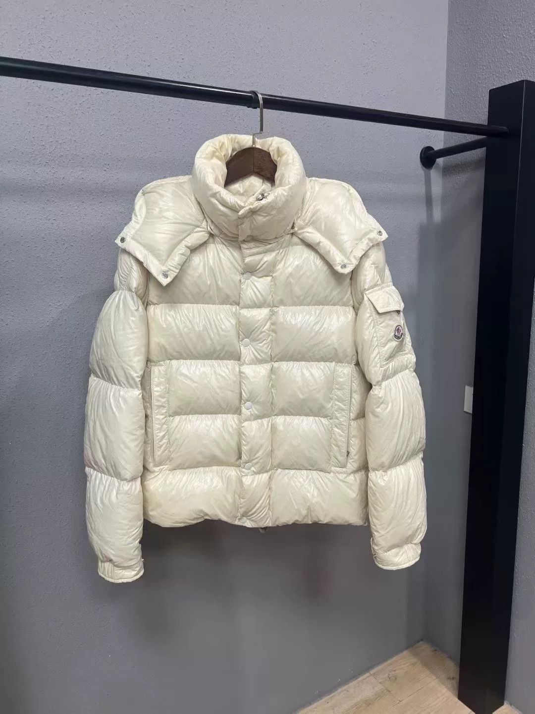 Moncler Moncler ivory puffer jacket for men Size US M / EU 48-50 / 2 - 1 Thumbnail