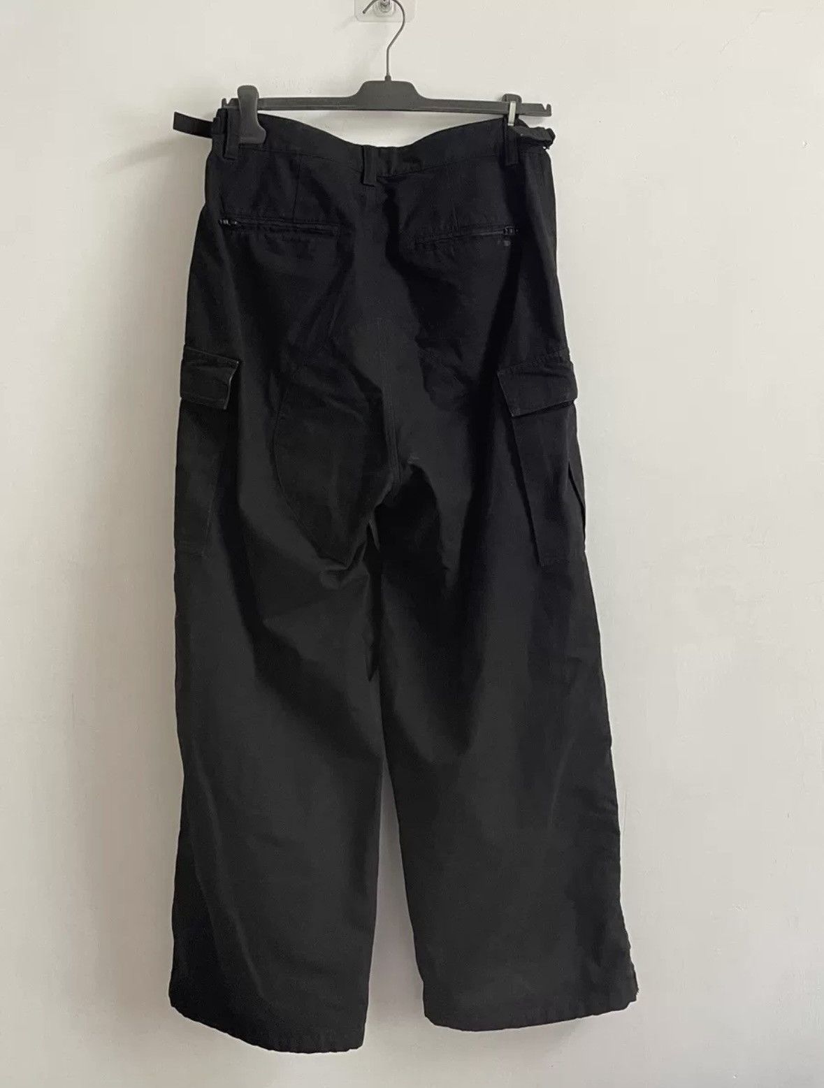 Balenciaga Balenciaga 22fw pulled cargo pants Size US 38 / EU 54 - 2 Thumbnail