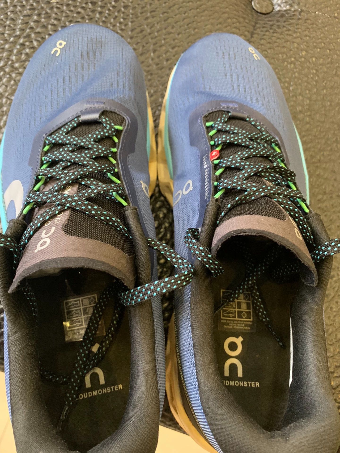 On On Cloudmonster 2 Men's 45 Near New Running Shoe Size US 9 / EU 42 - 4 Thumbnail