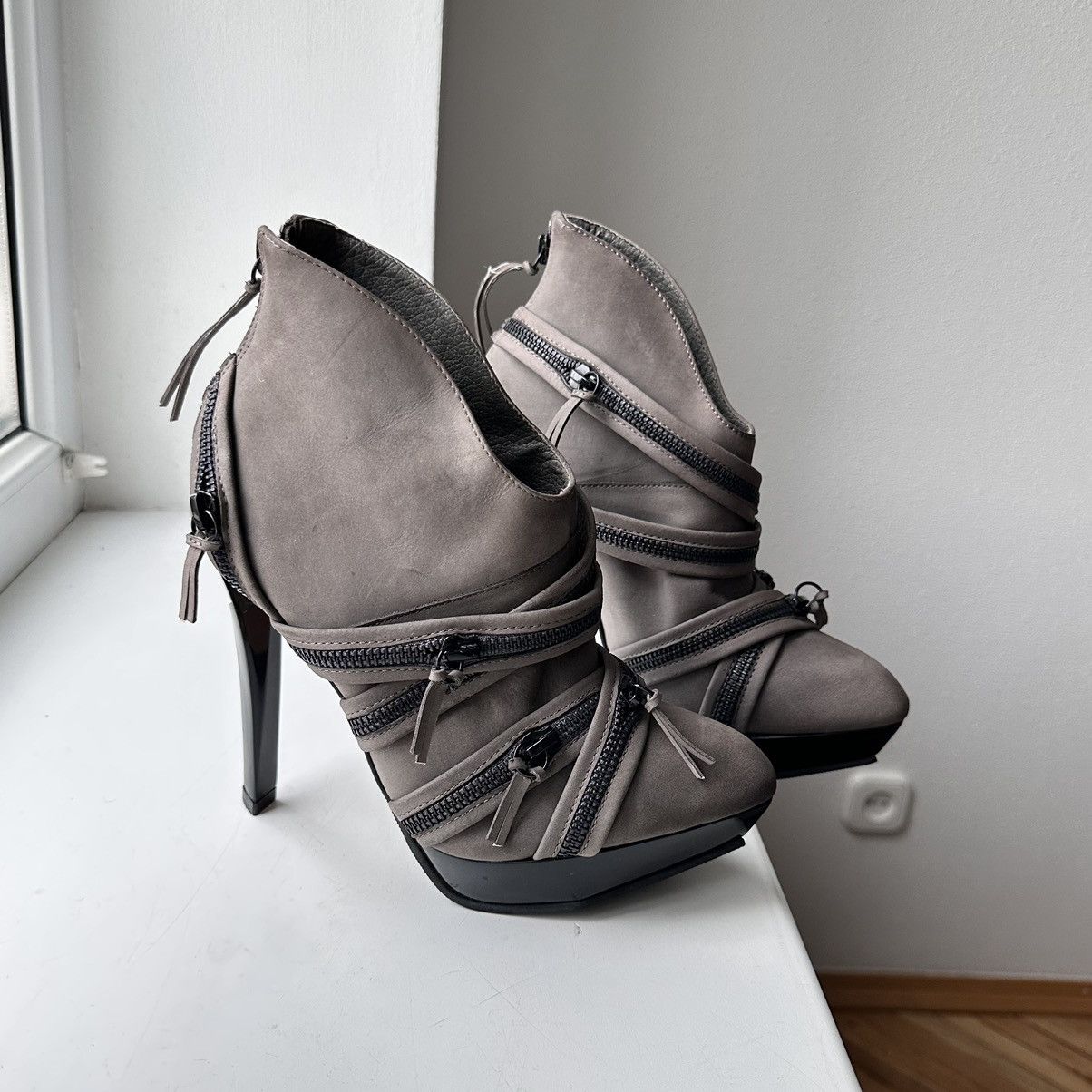 Buffalo London 00s Buffalo London Zipper Heels Leather El Dantes Vibe Size US 8 / IT 38 - 3 Thumbnail