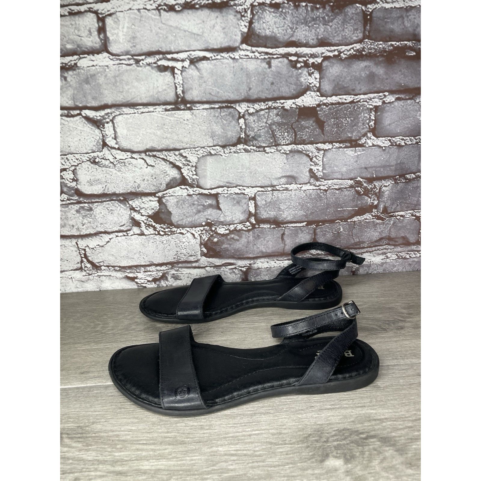 Born Born Handcrafted Black Leather Open Toe Ankle Strap Flats Sa Size US 8 / IT 38 - 6 Thumbnail