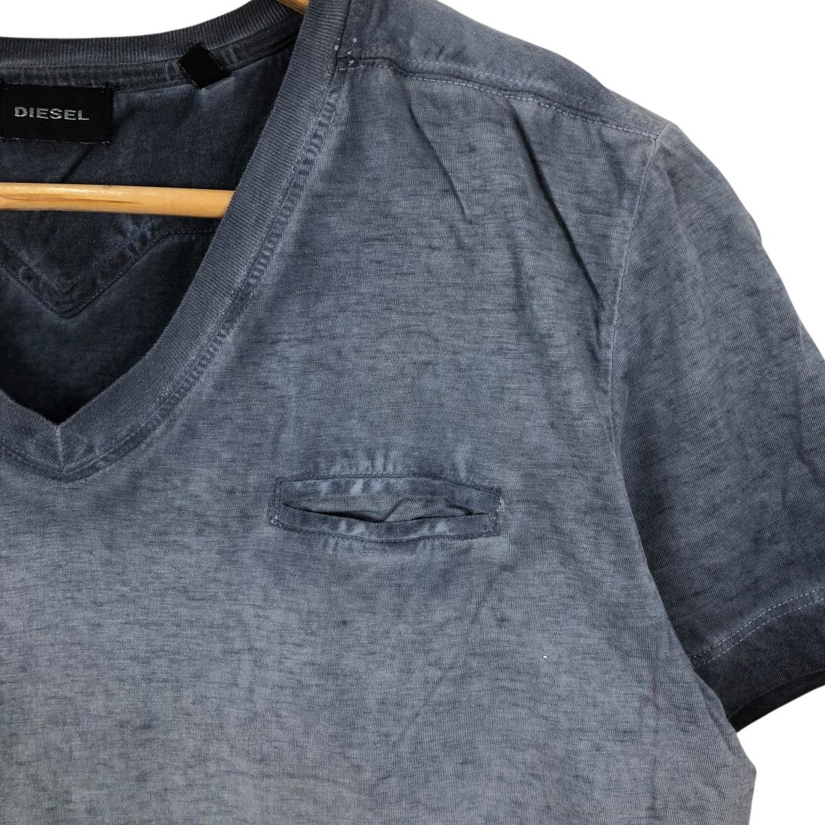 Diesel DIESEL V Neck T Shirt Faded Trash Design Size S Size US S / EU 44-46 / 1 - 3 Thumbnail