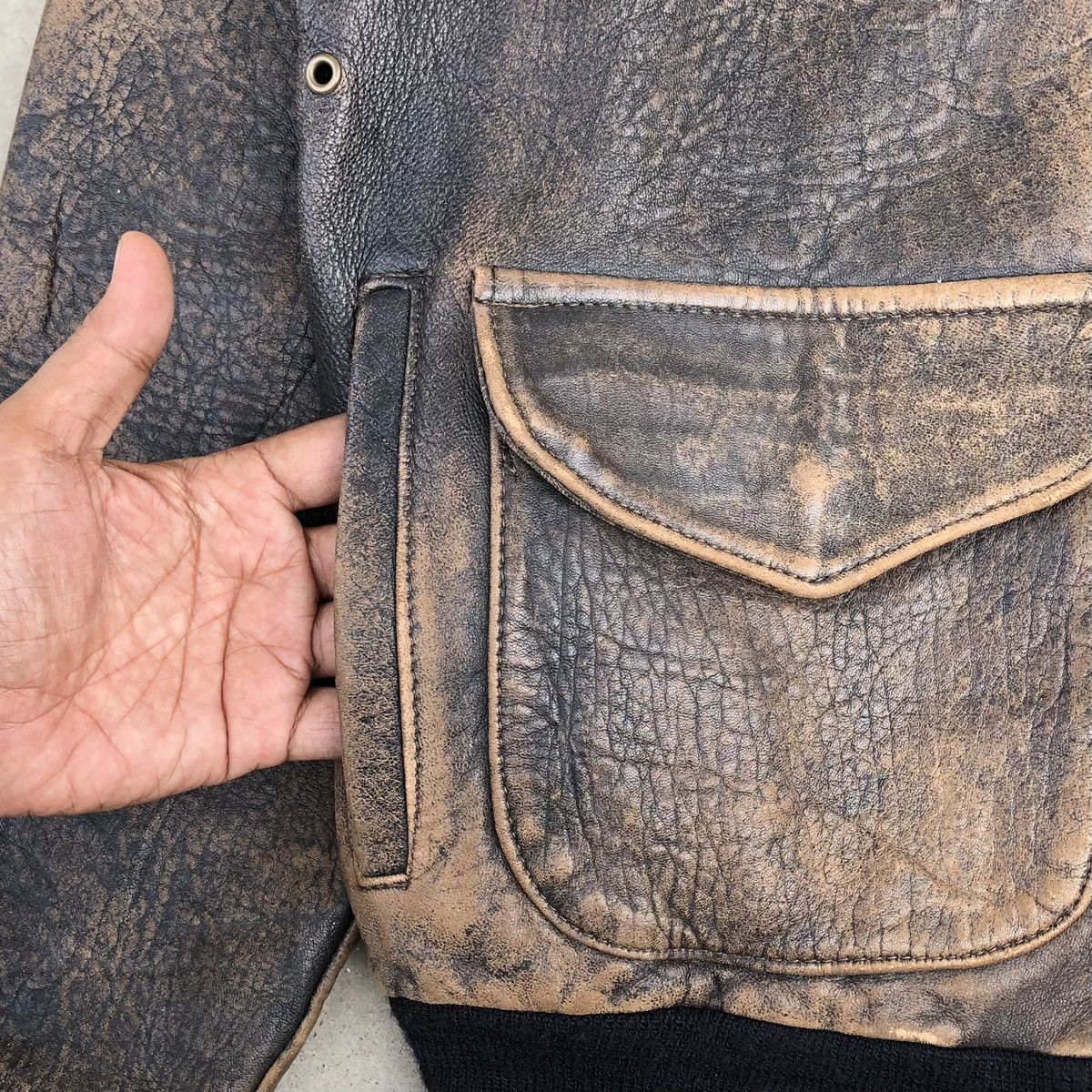 Avirex Vintage Avirex Limited A-2 Airforce Faded Leather Jacket Size US M / EU 48-50 / 2 - 6 Thumbnail