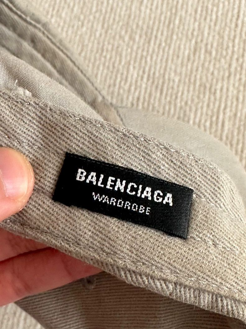 Balenciaga Balenciaga Washed and worn-out embroidered logo baseball ca Size ONE SIZE - 3 Thumbnail