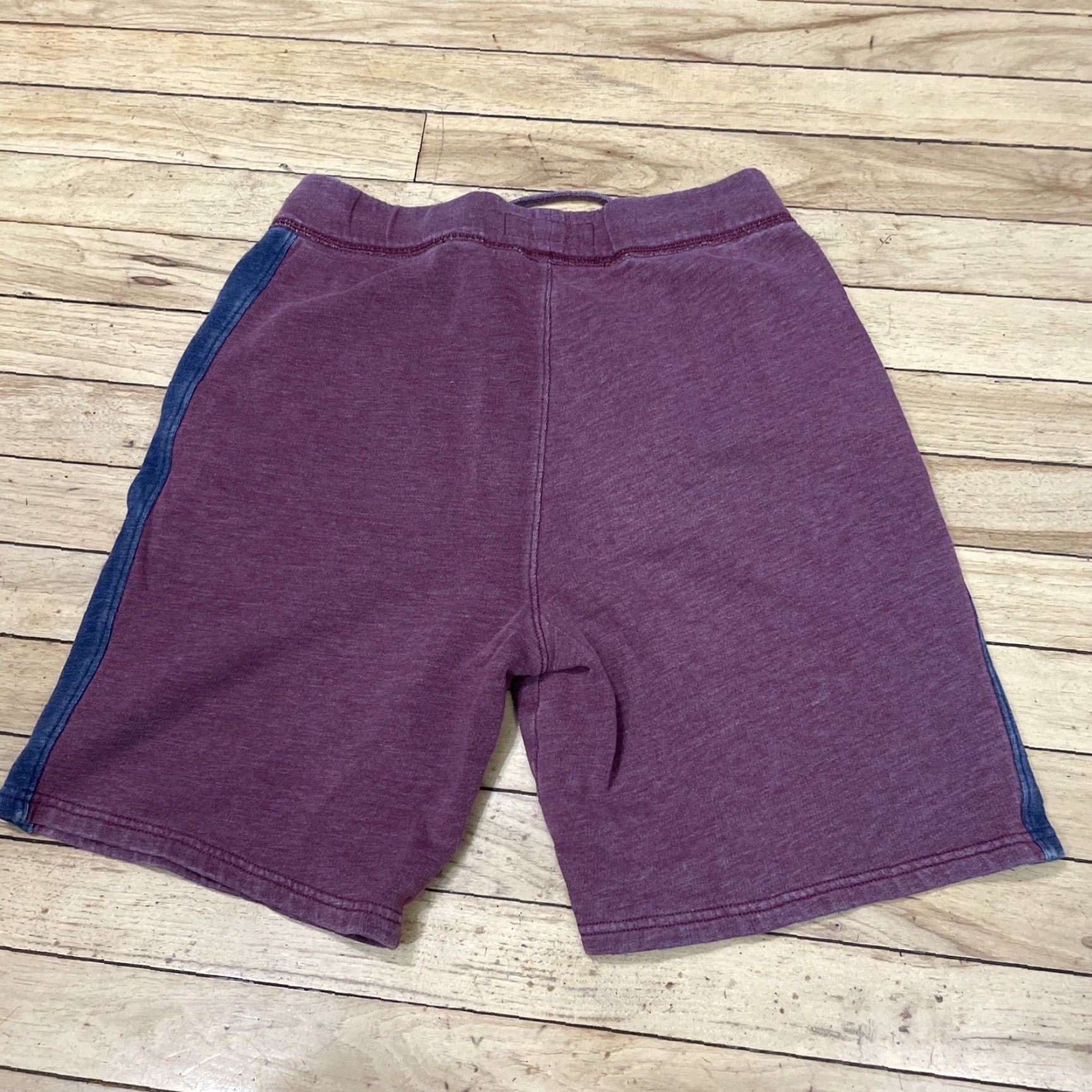 Abercrombie & Fitch VINTAGE Abercrombie & Fitch Shorts Men XS Drawstring Knit Moose Red Blue Knit Activewear 90s 00s Vintage Wash Pockets Light Size US 27 - 4 Thumbnail