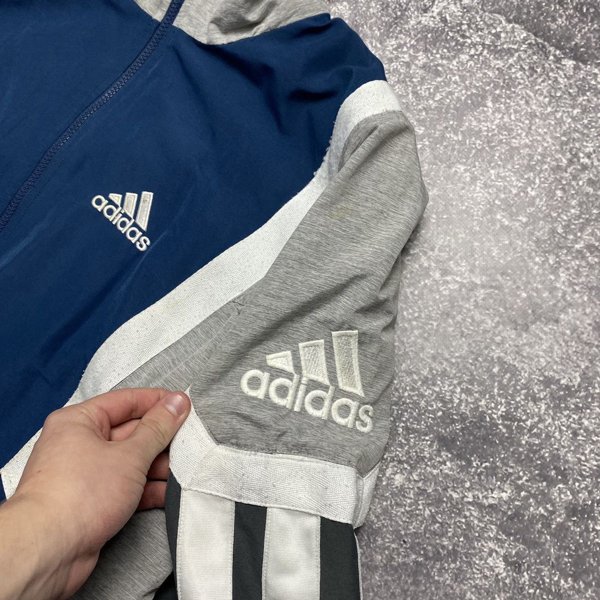 Vintage Vintage 90’s Adidas Small Logo Rare Overprinted Bomber jacke Size US L / EU 52-54 / 3 - 4 Thumbnail