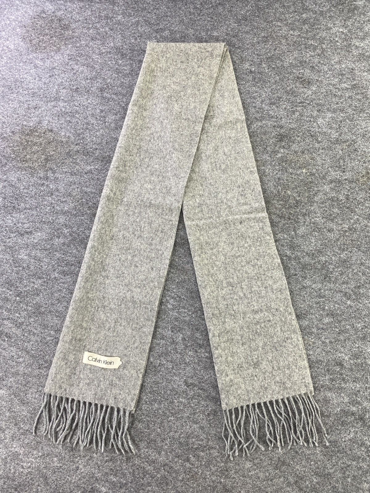 Calvin Klein Calvin Klein Scarf / Muffler / Neckwear -T583 Size ONE SIZE - 2 Thumbnail