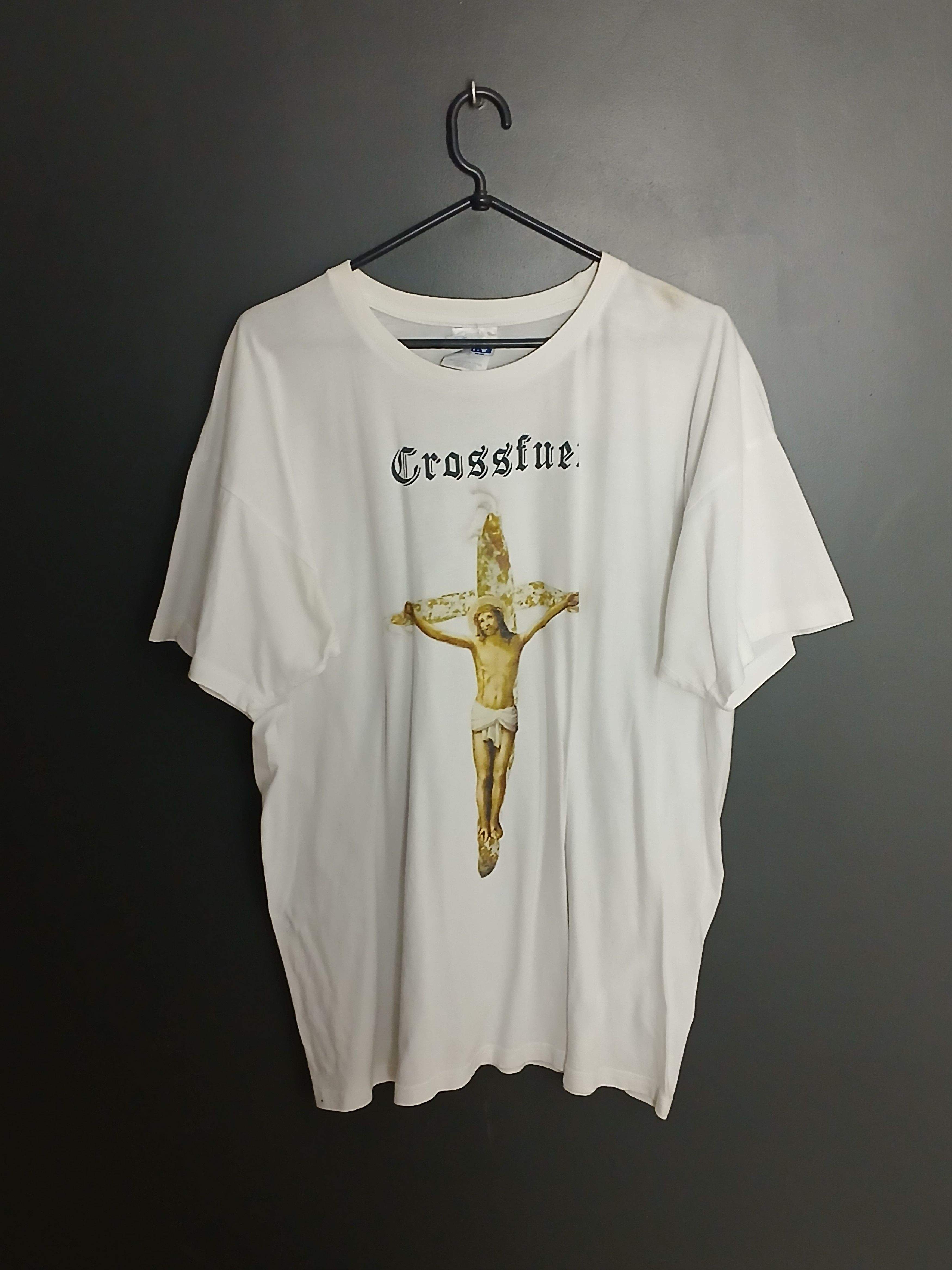 Vintage Vintage Crucifixion of Jesus T-Shirt Size US XL / EU 56 / 4 - 1 Thumbnail