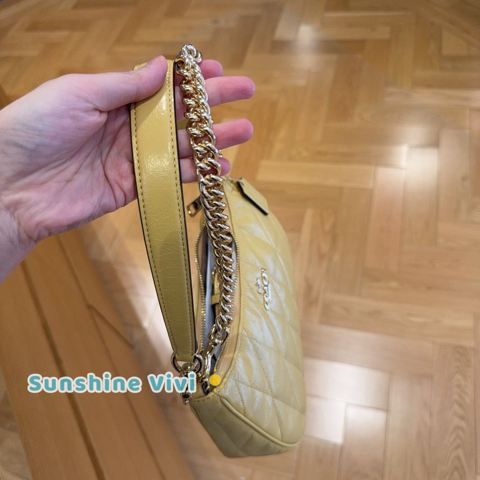 Coach NWT Coach CDY83 Teri Shoulder Bag leather Gold/Soft Yellow Size ONE SIZE - 6 Thumbnail