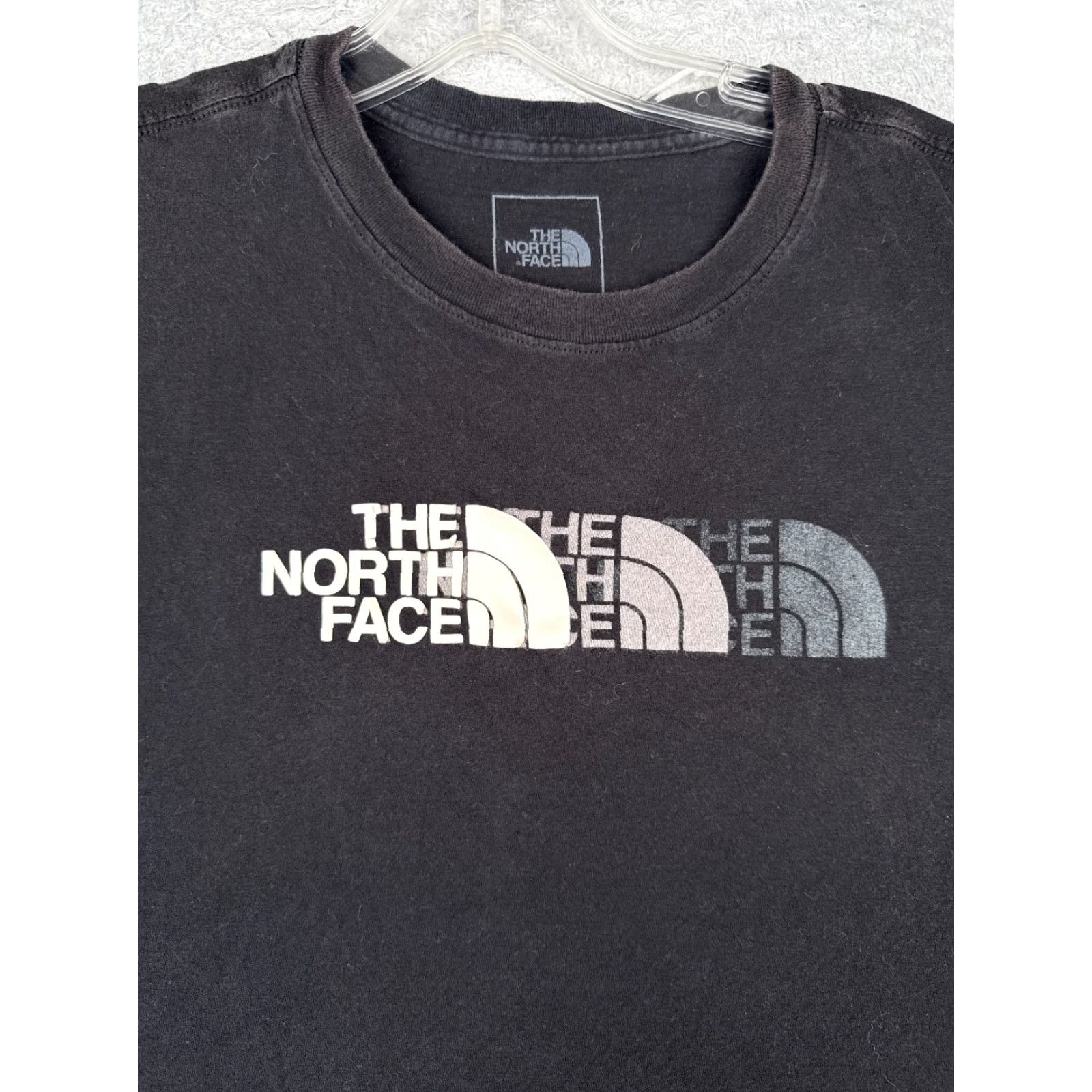 The North Face VINTAGE The North Face Shirt Men Large Black Crew Neck 100% Cotton Short Sleeve Logo American Outdoor Mens Size US L / EU 52-54 / 3 - 6 Thumbnail