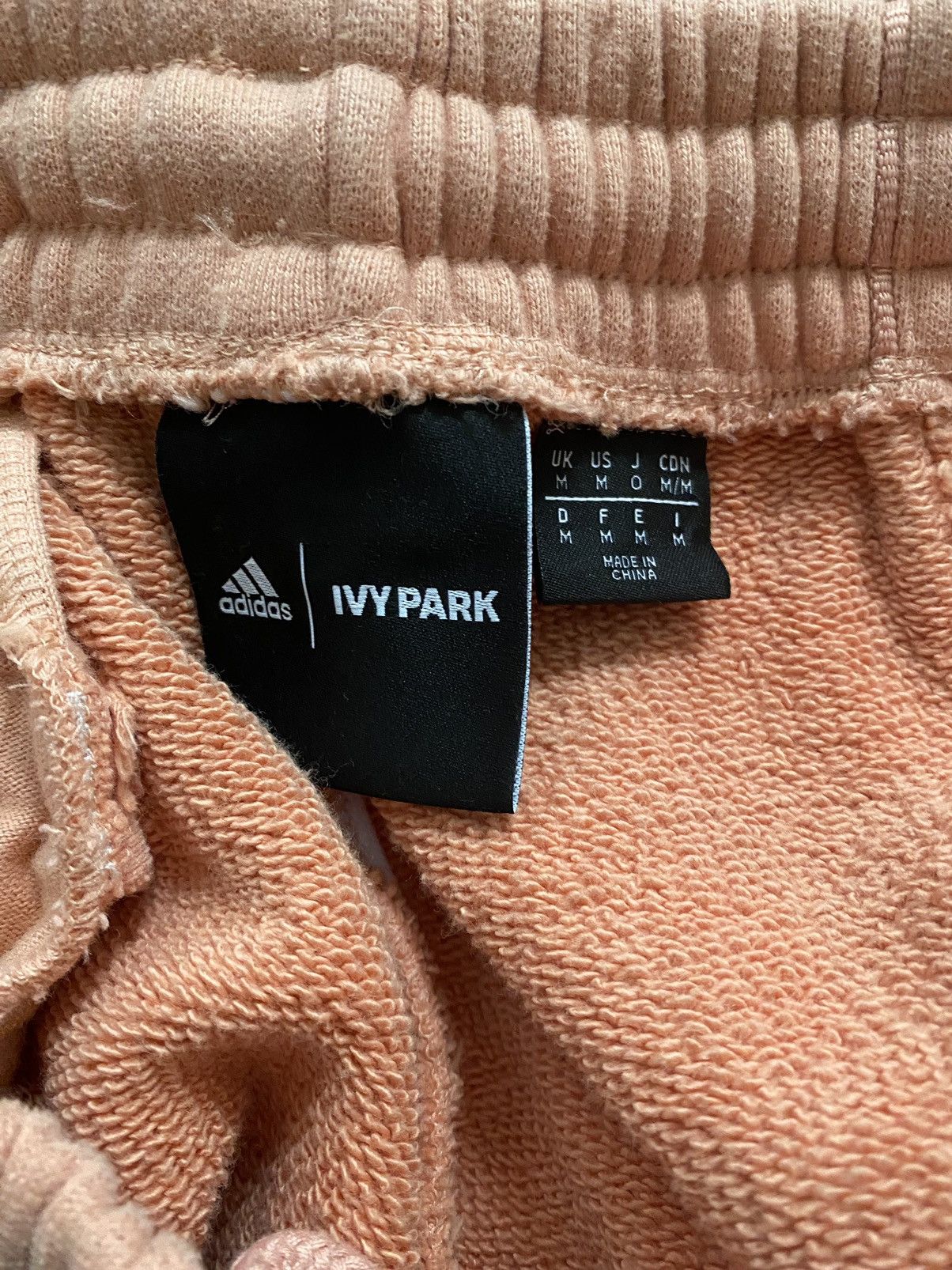 Ivy Park Adidas Ivy Park "IVY" Shorts Size US 32 / EU 48 - 3 Thumbnail
