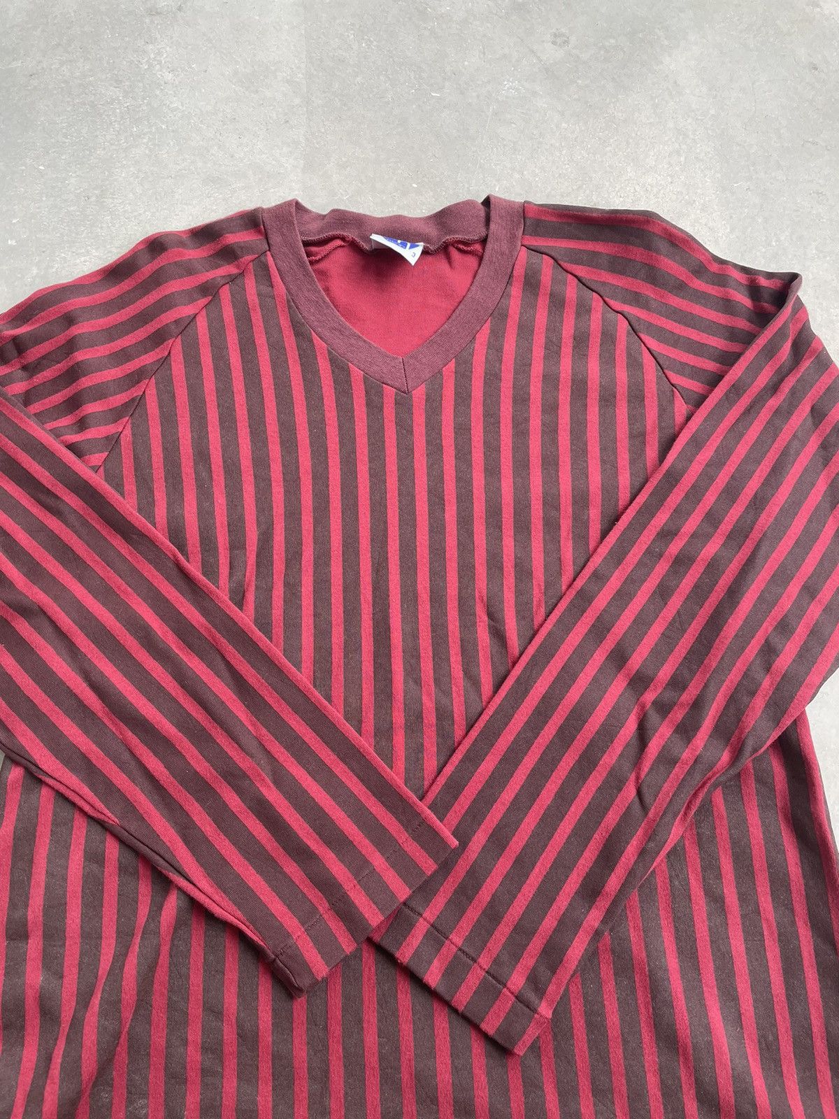 ABAHOUSE × Japanese Brand ABAHOUSE STRIPES V NECK LONG SLEEVE TEE Size US M / EU 48-50 / 2 - 2 Thumbnail