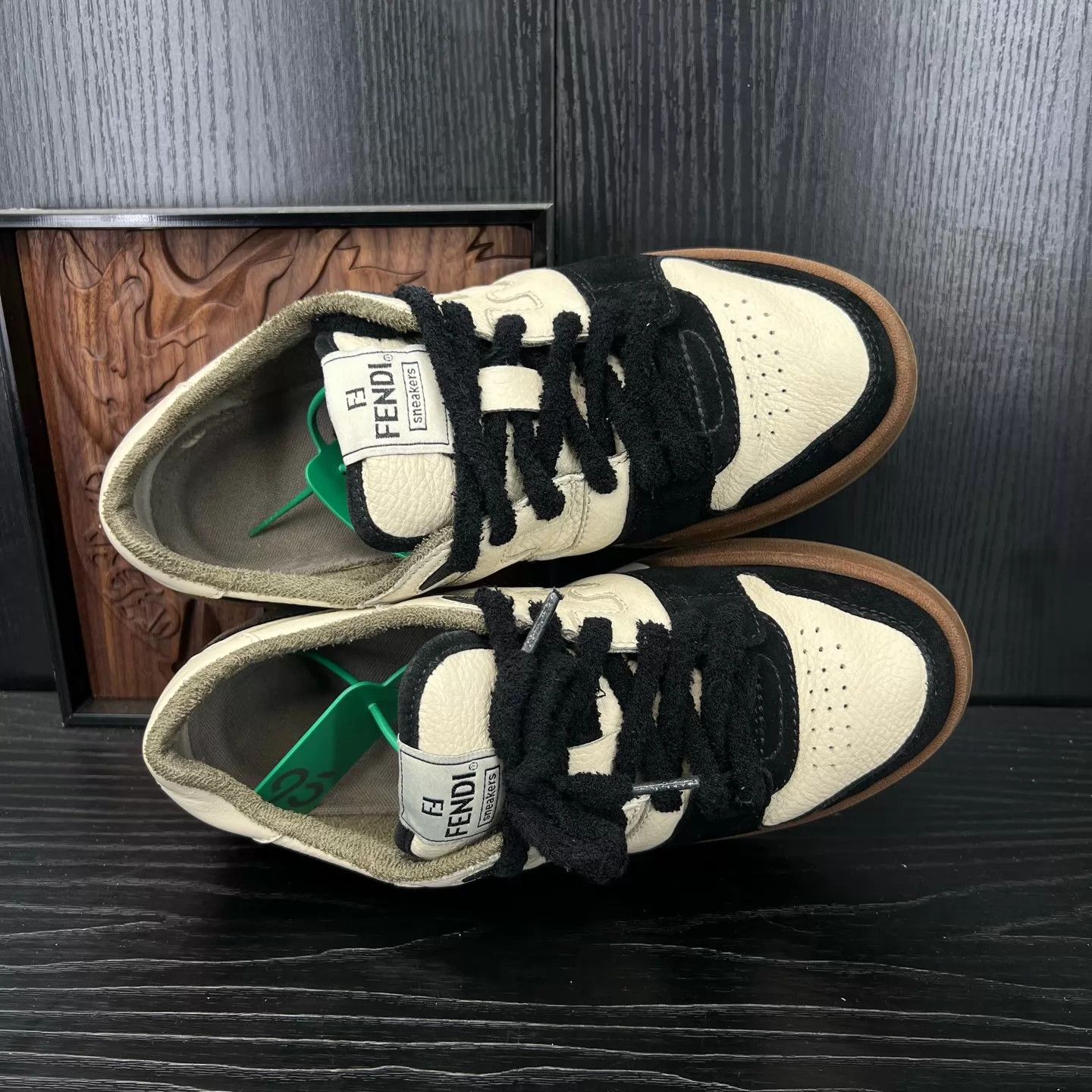 Fendi Fendi Match Black & White Size 5/39 Liner Wear Size US 6 / EU 39 - 6 Thumbnail