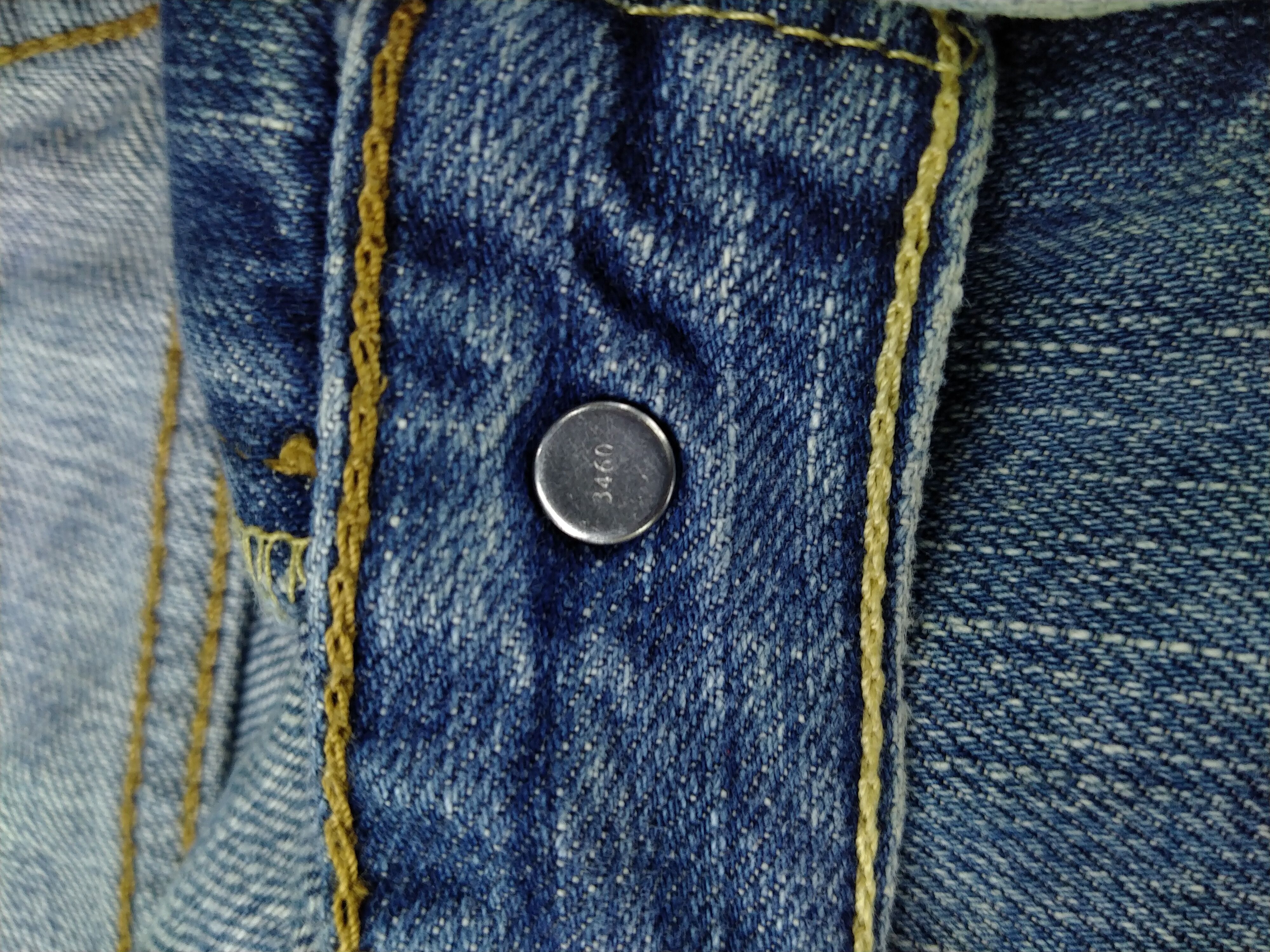 Levi's Vintage Levi's 569 Dirty Distressed Denim 35 x 28 -JN569 Size US 35 - 8 Thumbnail
