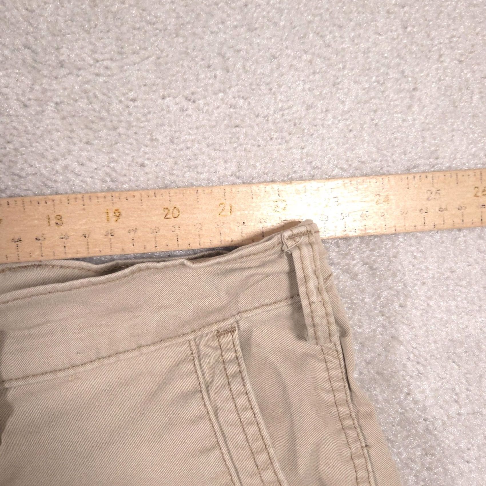Lee Lee Cargo Shorts Mens 46 Beige Relaxed Fit Stretch Pockets 9 Inseam Size US 30 / EU 46 - 6 Thumbnail