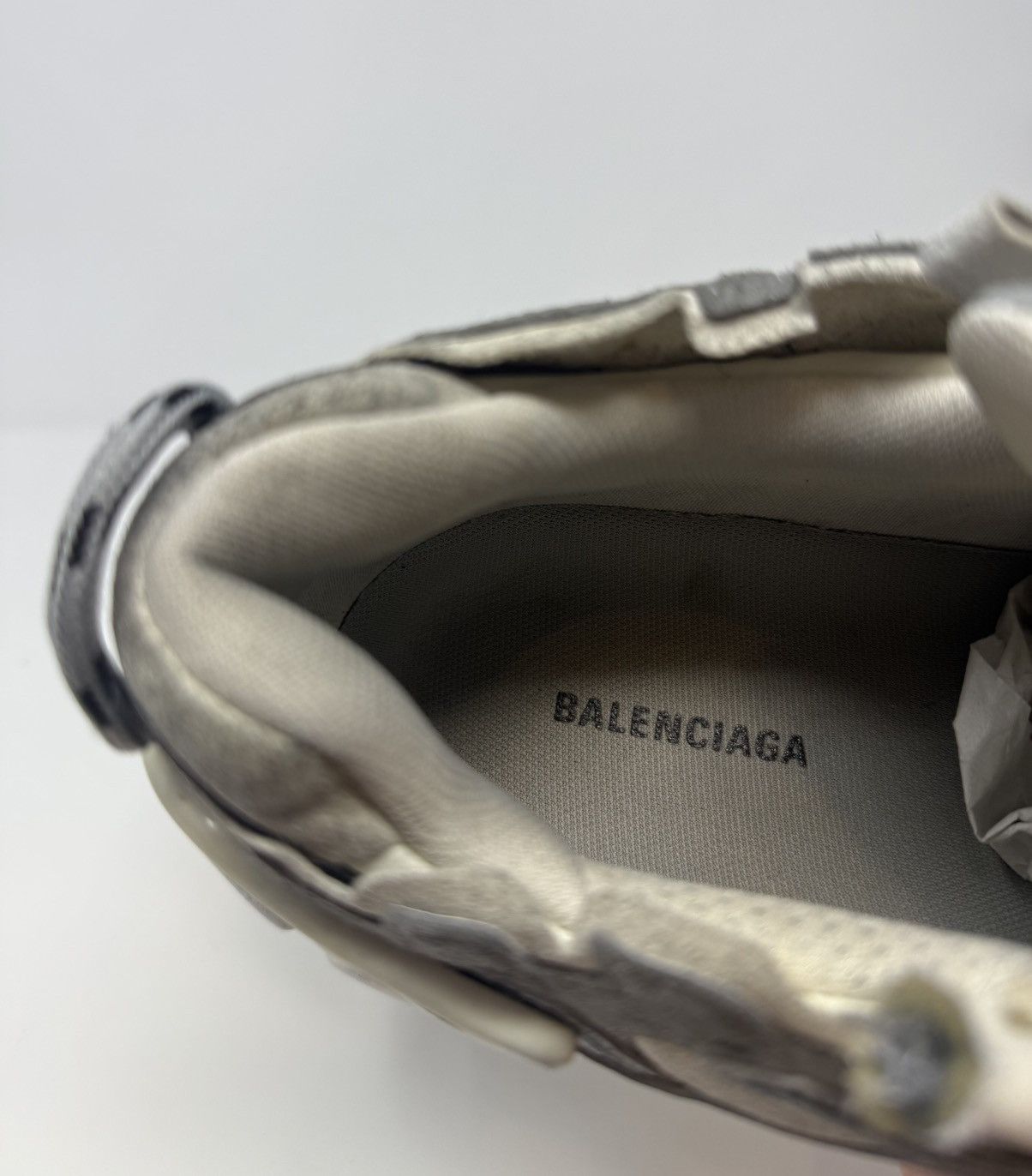 Balenciaga Balenciaga Runner Sneaker Grey/White/Black Size US 12 / EU 45 - 8 Thumbnail