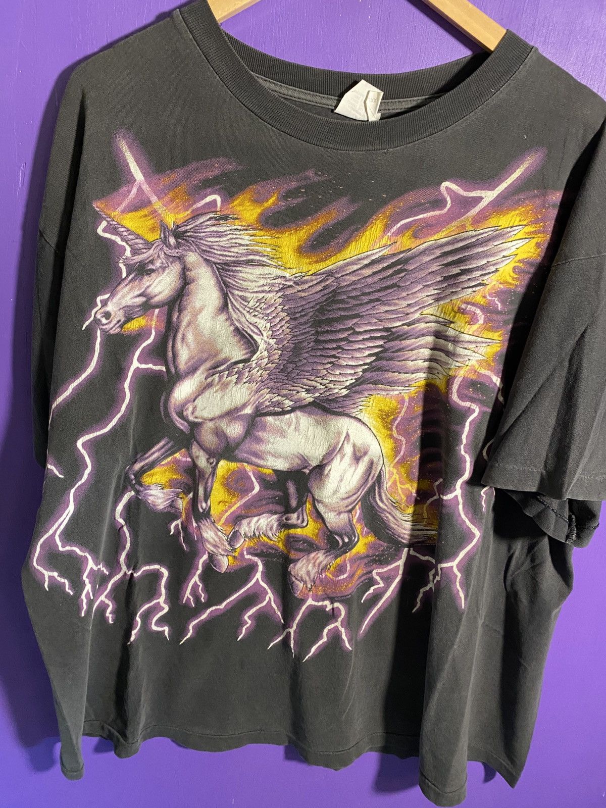 Other Vintage 90s American thunder Pegasus faded t-shirt Size US XXL / EU 58 / 5 - 3 Thumbnail