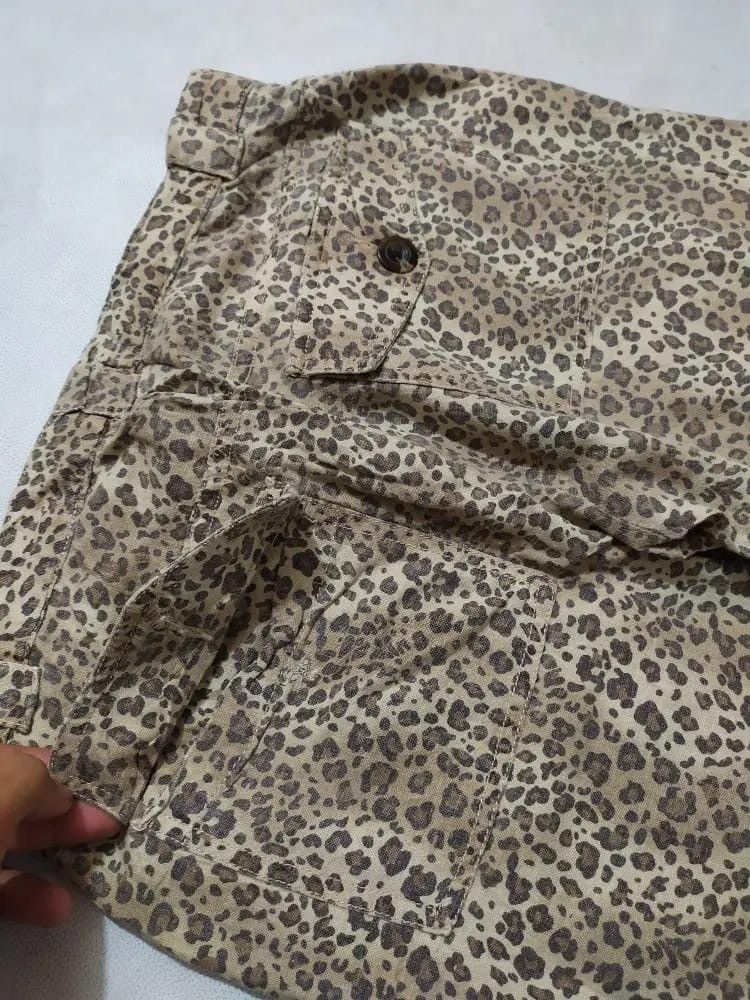 Other Michele Bohbot Leopard Cargo multi pocket Pants Size 29" - 9 Thumbnail