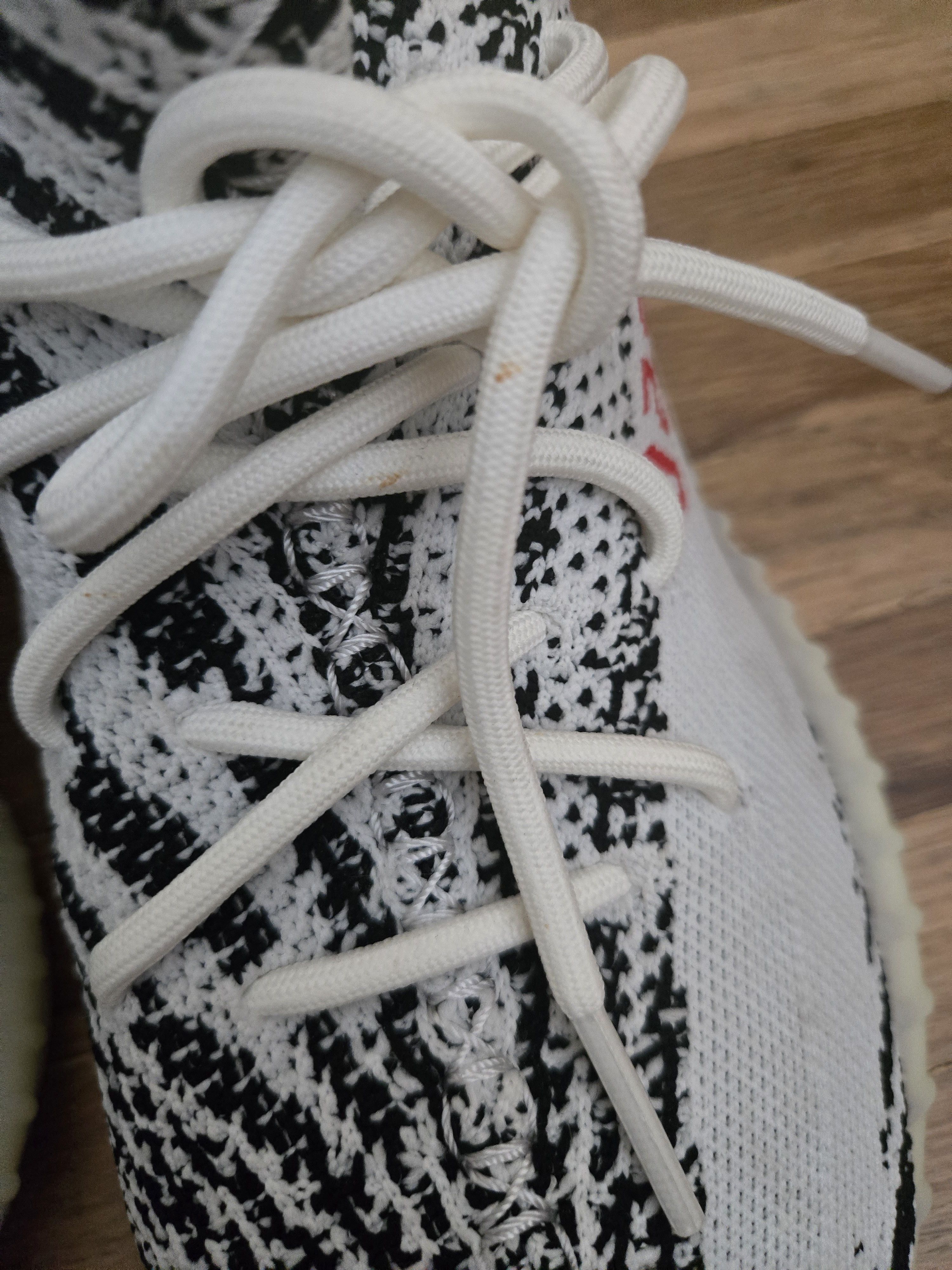 Yeezy Yeezy boost 360 Zebra Size US 11 / EU 44 - 3 Thumbnail