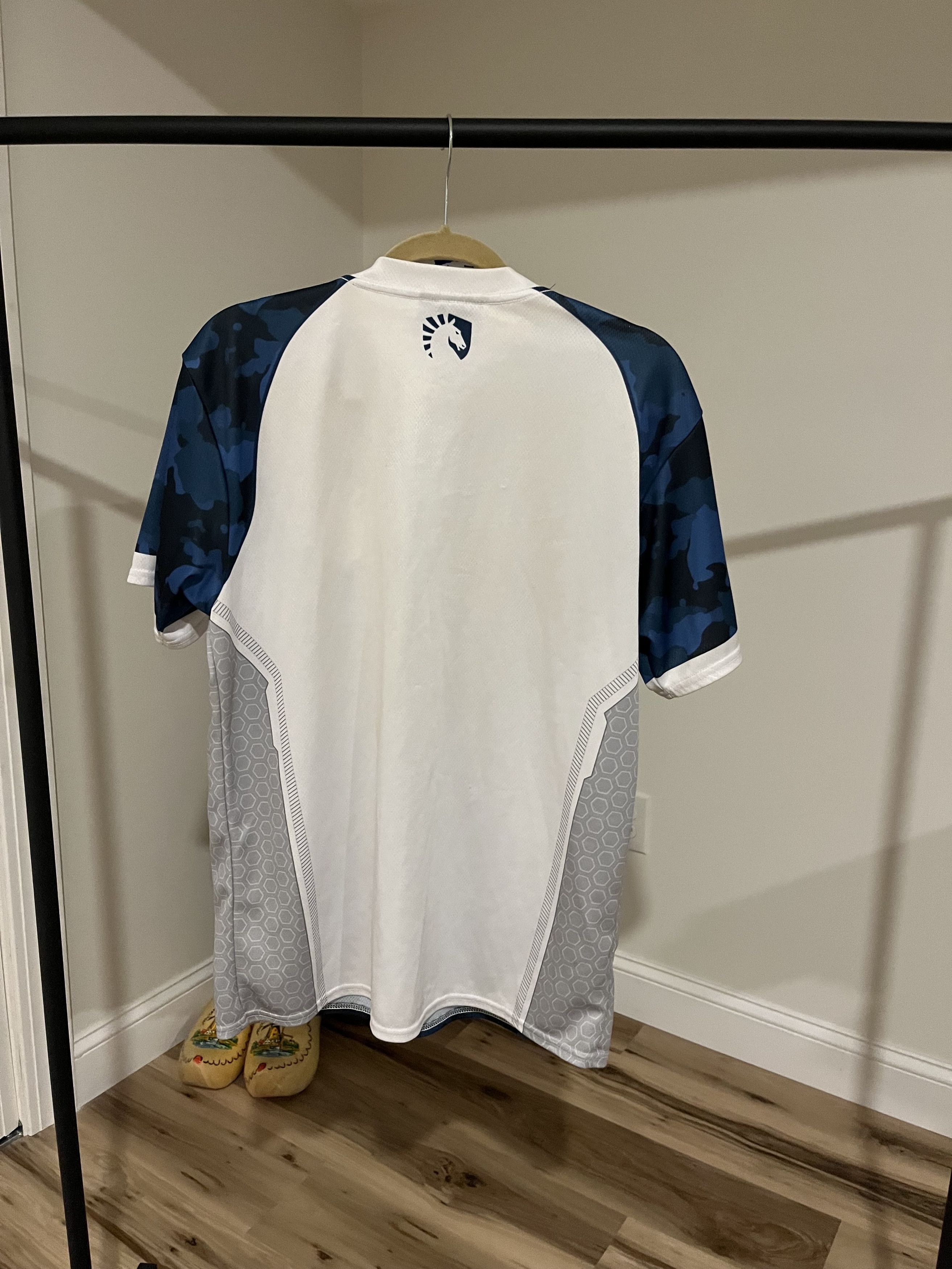 Puma Team Liquid Jersey – Size Medium – Camo Print – New Size US M / EU 48-50 / 2 - 2 Thumbnail