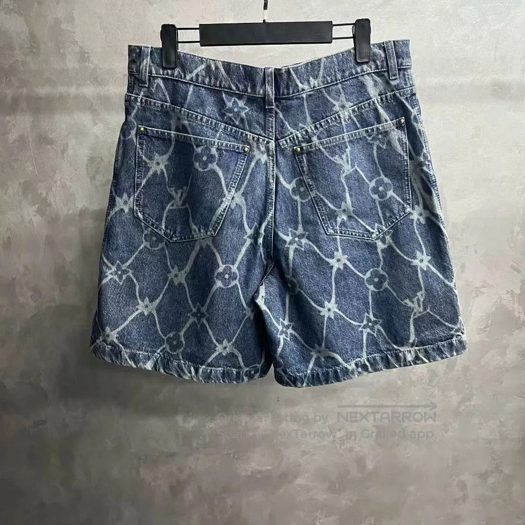 Louis Vuitton louis vuitton blue logo denim shorts. Size US 30 / EU 46 - 2 Thumbnail