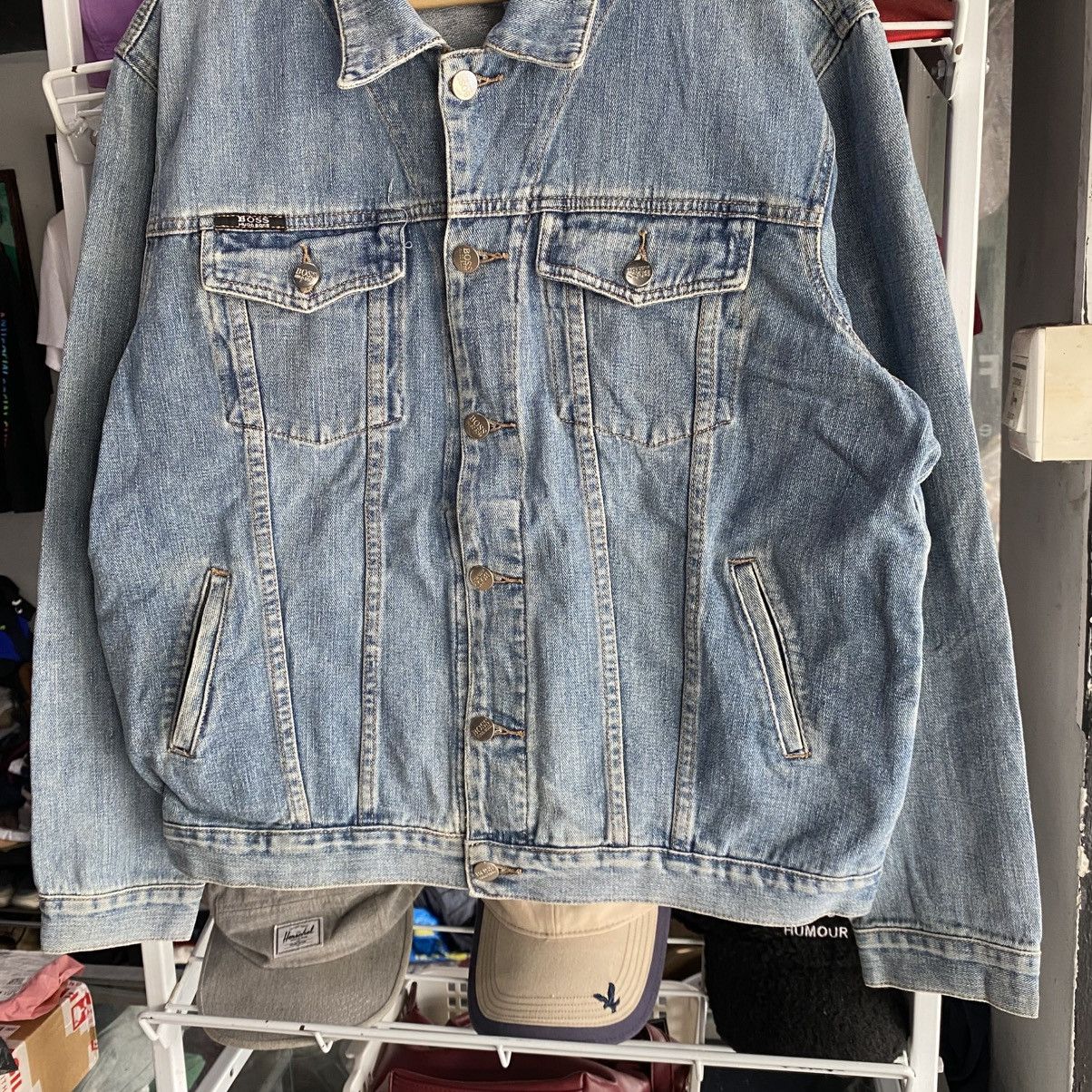 Hugo Boss Hugo Boss Faded Blue Denim Jacket Size US M / EU 48-50 / 2 - 4 Thumbnail