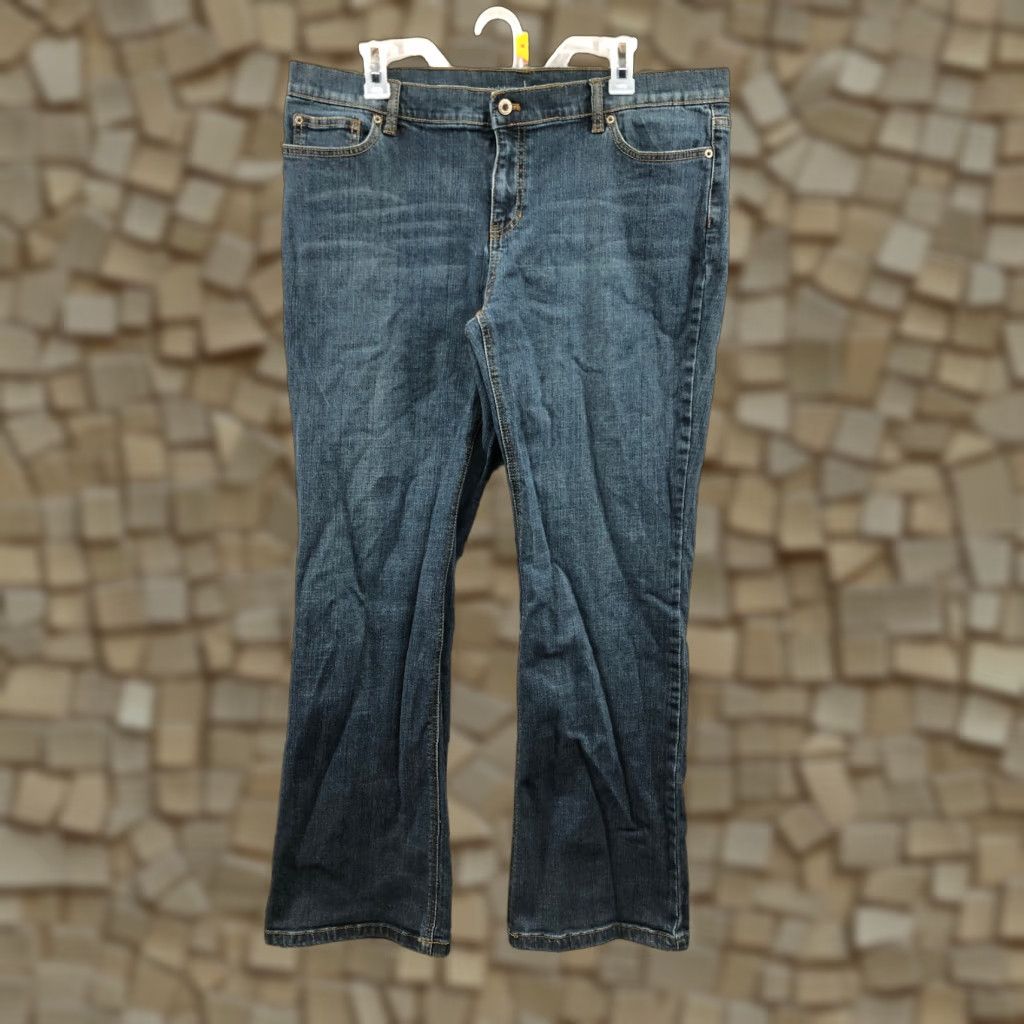 Liz Claiborne Liz Claiborne Jeans Size 16 Womens Mid Rise Dark Wash Blue Denim Slim Bootcut Size 38" / US 16 / IT 52 - 1 Thumbnail