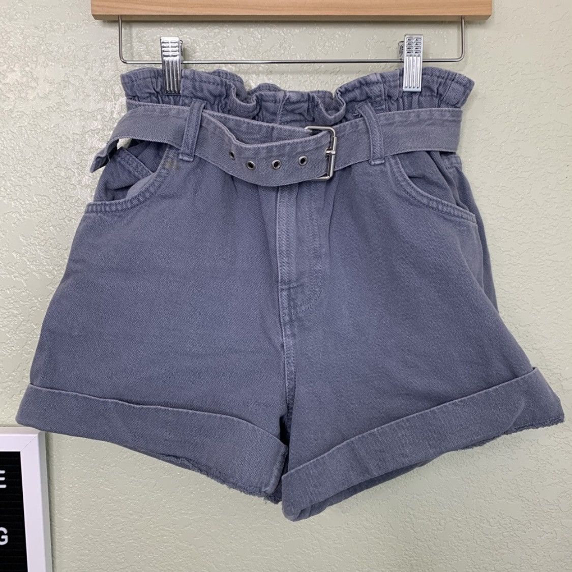 Forever 21 Forever 21 Blue High Waist Paperbag Belted Shorts Size XS Size 24" / US 00 / IT 34 - 2 Thumbnail