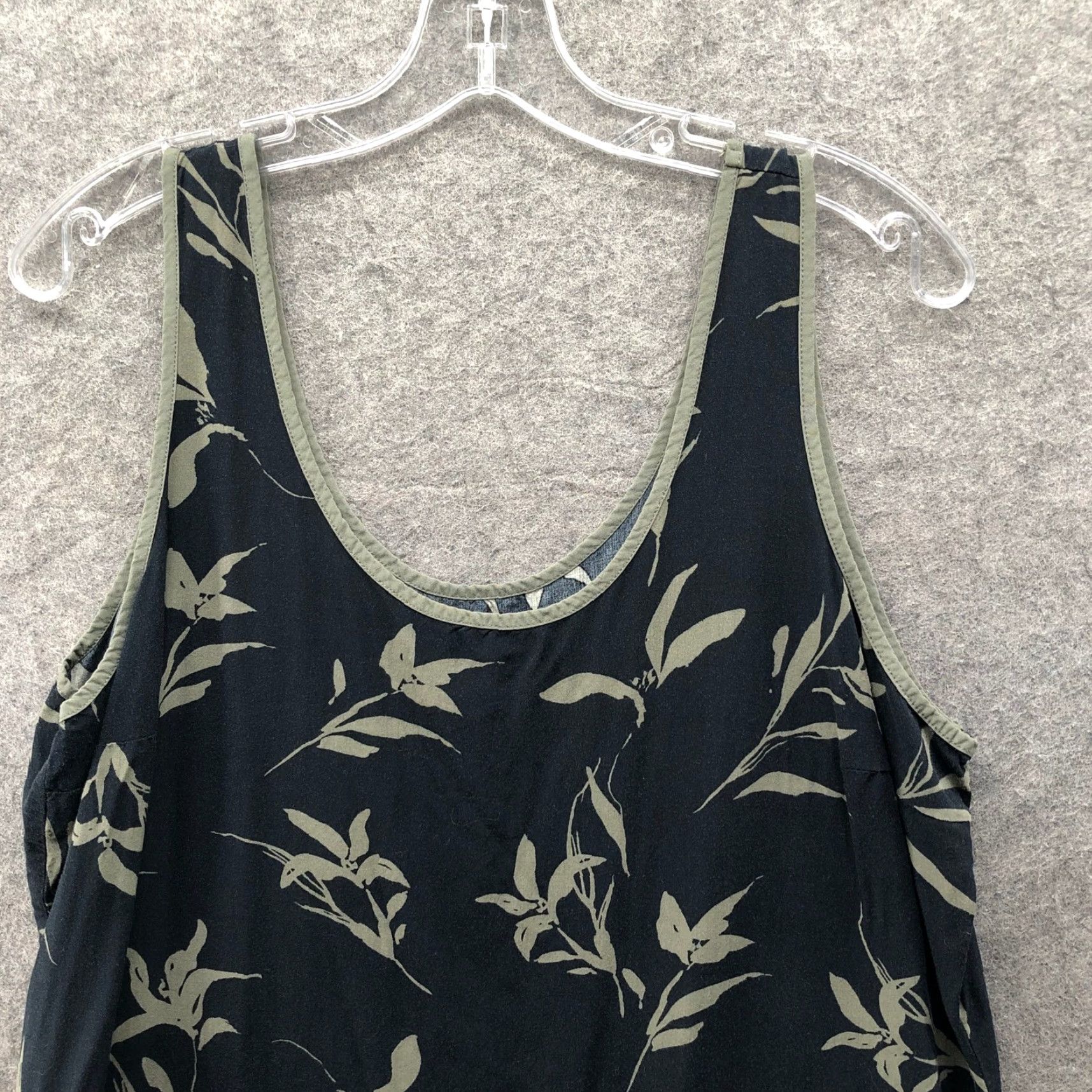 Gap VINTAGE Gap Palm Print Tank Top Womens L Black Sage Green Rayon Scoop Neck Hawaiian Size L / US 10 / IT 46 - 4 Thumbnail
