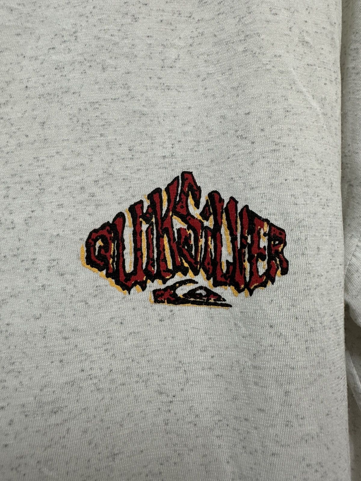Quiksilver Vintage Quiksilver Usa Made Tshirt Size US L / EU 52-54 / 3 - 11 Thumbnail