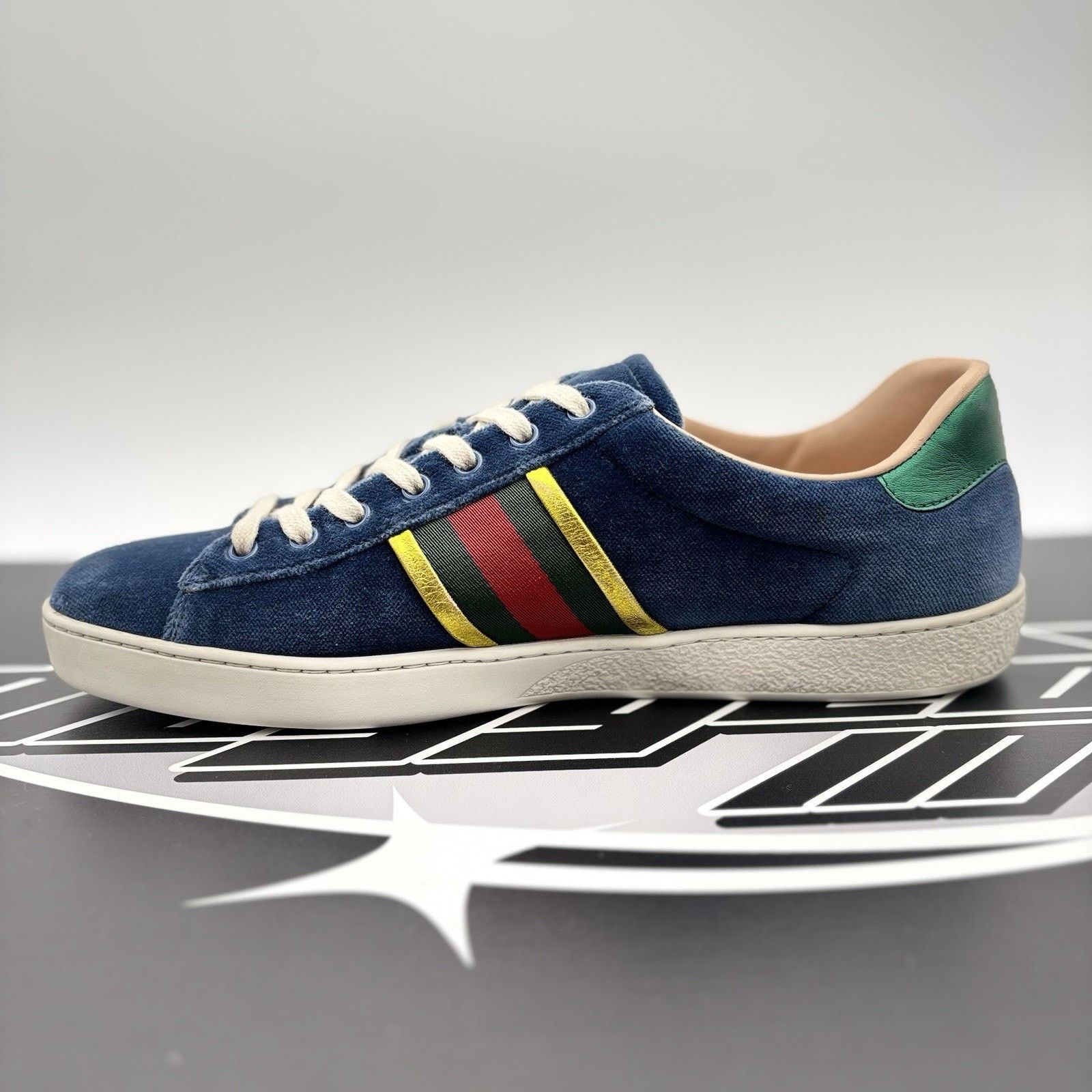 Gucci Gucci Ace ‘ Velvet Blue ‘ | GOOD CONDITION! Size US 9.5 / EU 42-43 - 4 Thumbnail