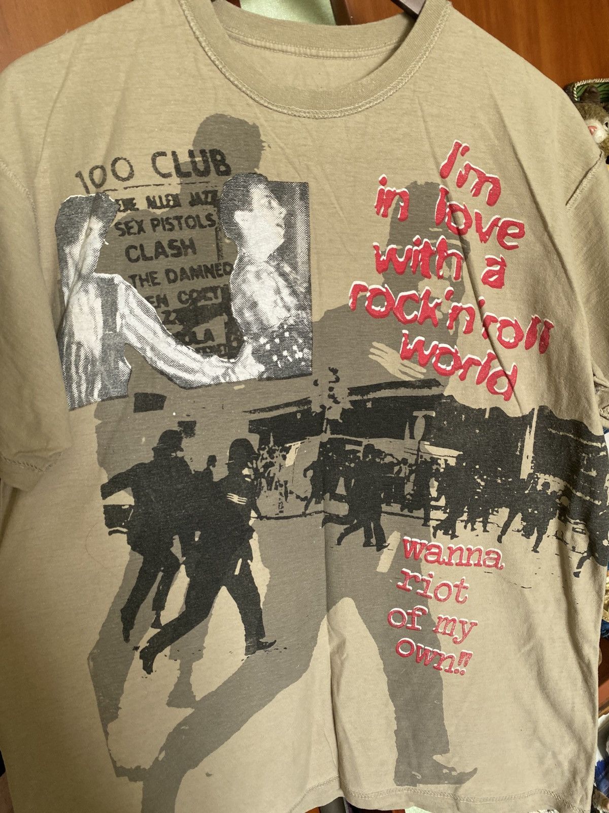 Band Tees Vtg Sexy Hooligans Sex Pistols The Clash 100 club punk tee Size US L / EU 52-54 / 3 - 3 Thumbnail