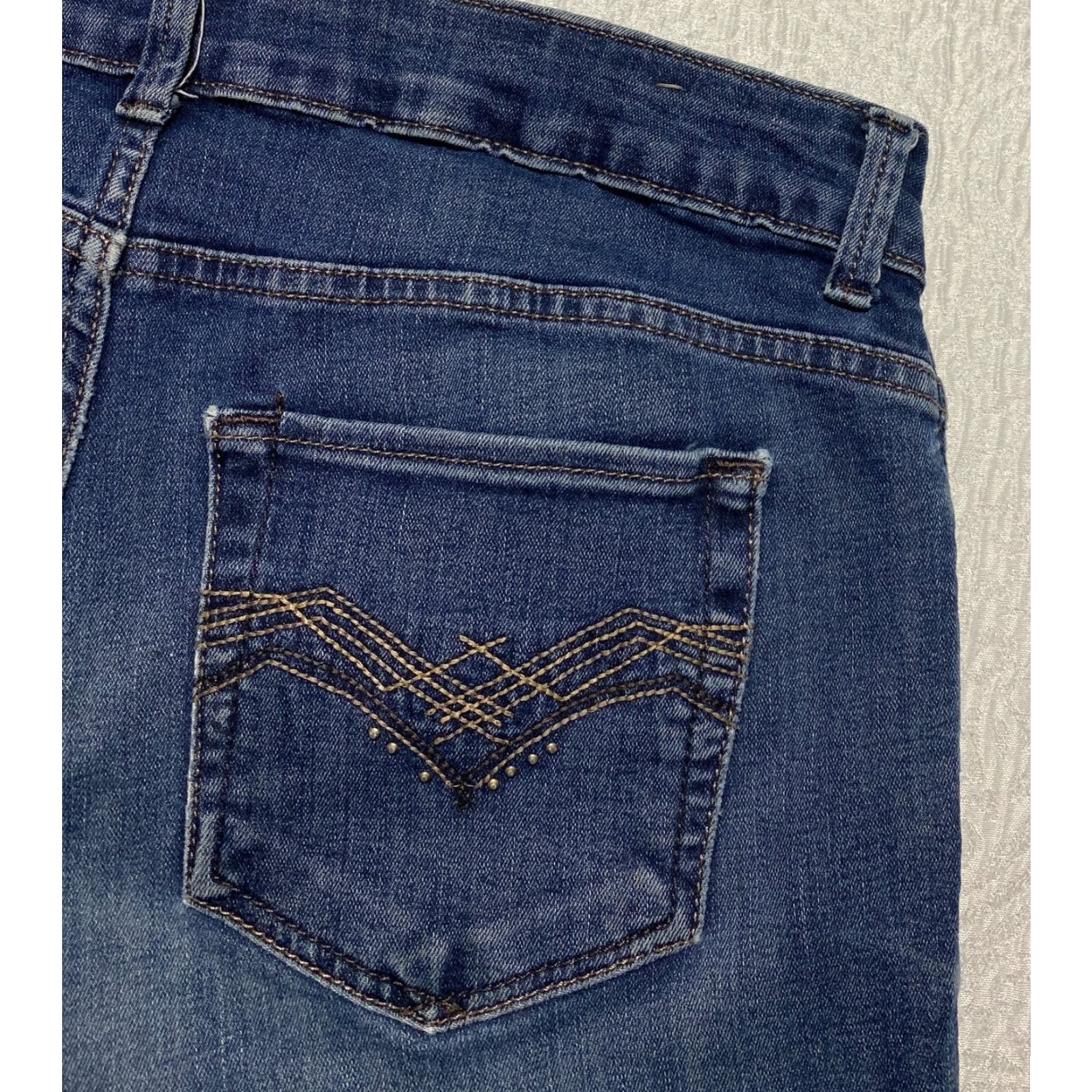 Lee Lee Shorts Womens 32 Blue Cut Off Denim Jorts Stretch Summer Raw Hem Pockets Denim Shorts Womens 32 Blue Casual 5-Pocket Stretch Summer Women Size 24" / US 00 / IT 34 - 3 Thumbnail
