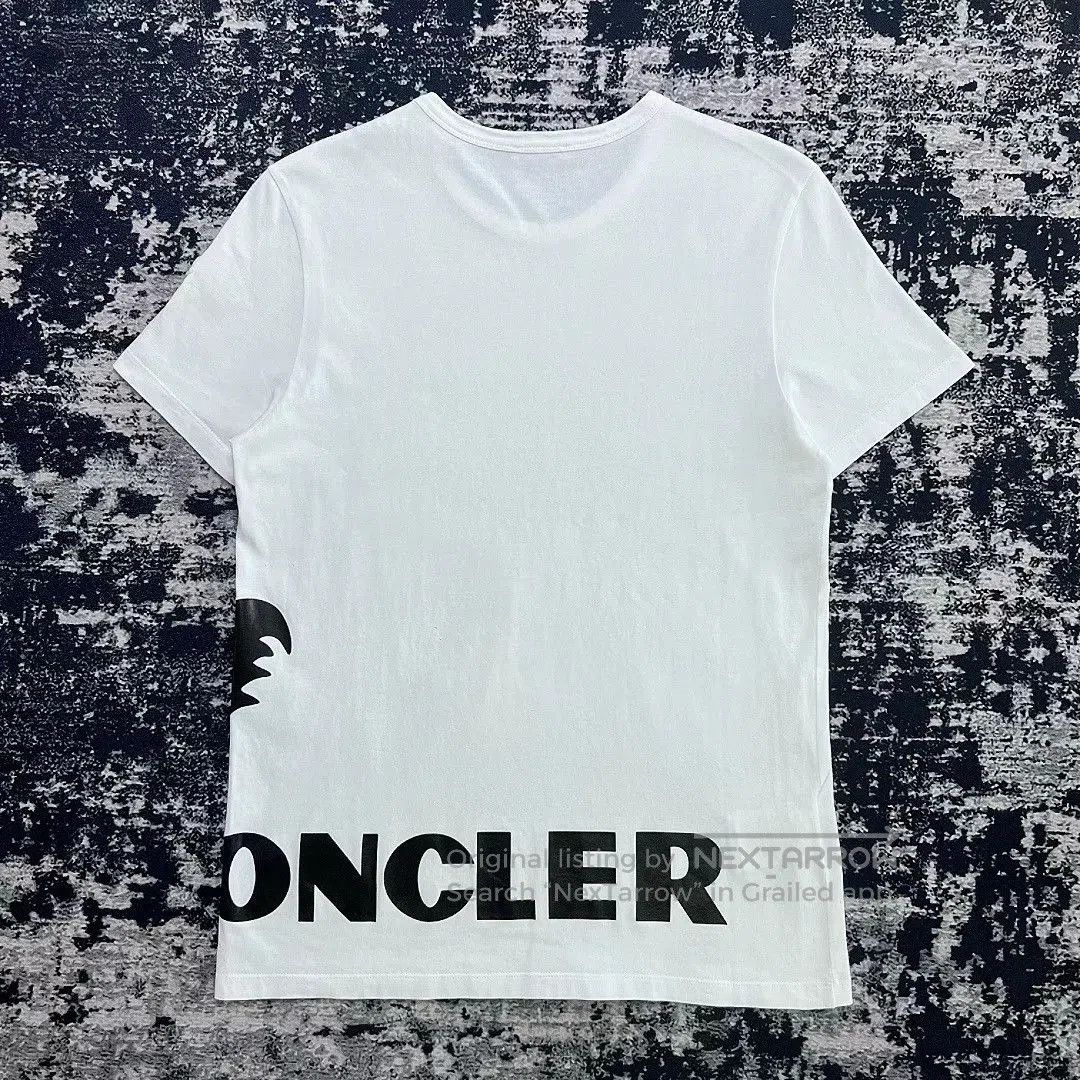 Moncler Moncler Logo Print Short. Size US M / EU 48-50 / 2 - 5 Thumbnail
