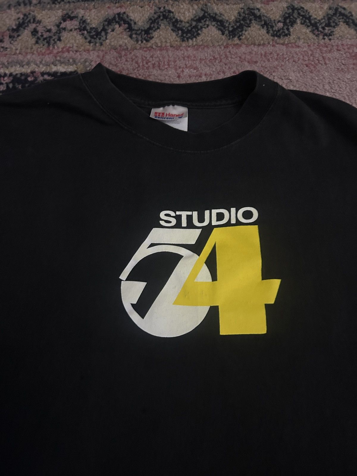 Vintage Vintage Y2K Studio 54 Graphic Tee Shirt Size US L / EU 52-54 / 3 - 2 Thumbnail