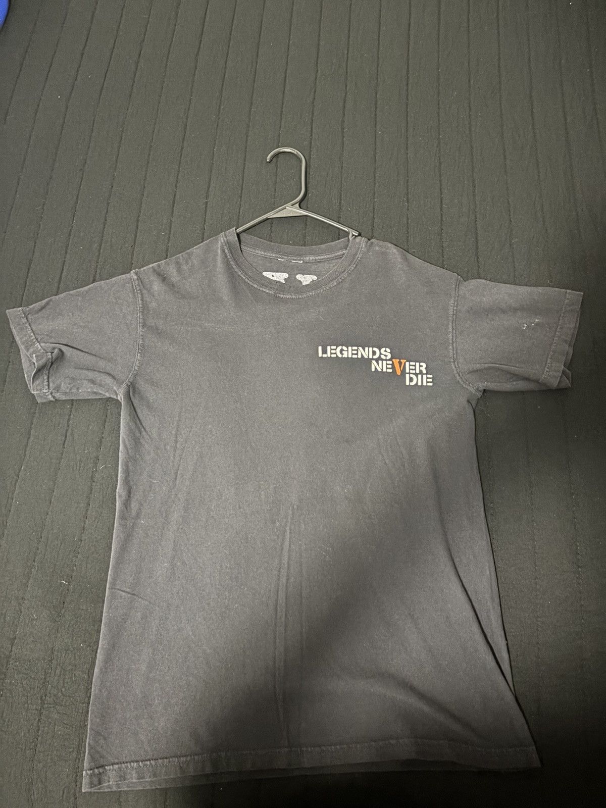 Vlone Juice Wrld black legends never die vlone shirt Size US S / EU 44-46 / 1 - 1 Thumbnail