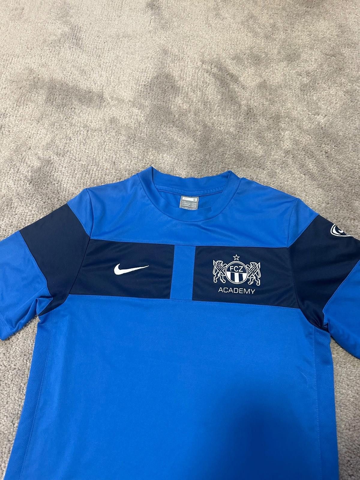 Nike Nike FC Zürich Academy Football Shirt Soccer Jersey Sz S Size US S / EU 44-46 / 1 - 4 Thumbnail