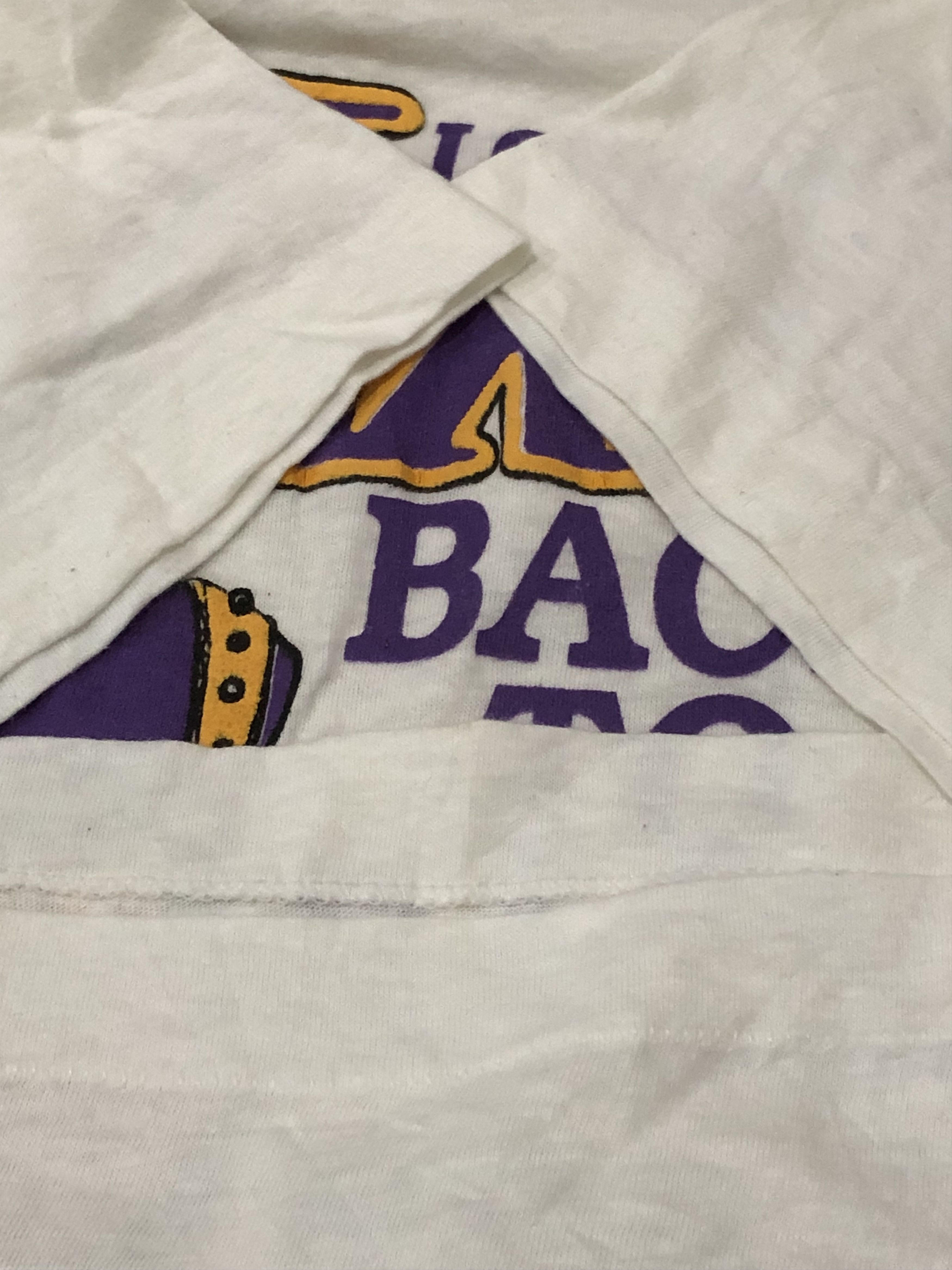 NBA × Vintage Vintage NBA World Champions L.A Lakers Tshirt Size US L / EU 52-54 / 3 - 5 Thumbnail