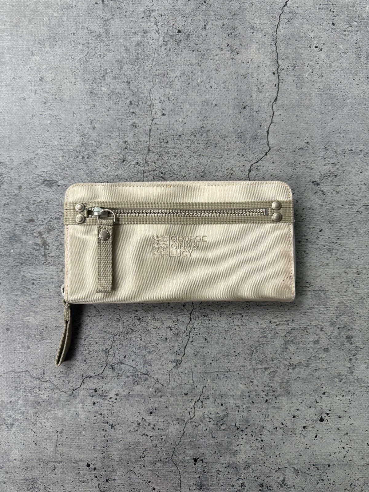 Japanese Brand George Gina & Lucy wallet GGL Postman carabine pockets Size ONE SIZE - 1 Thumbnail