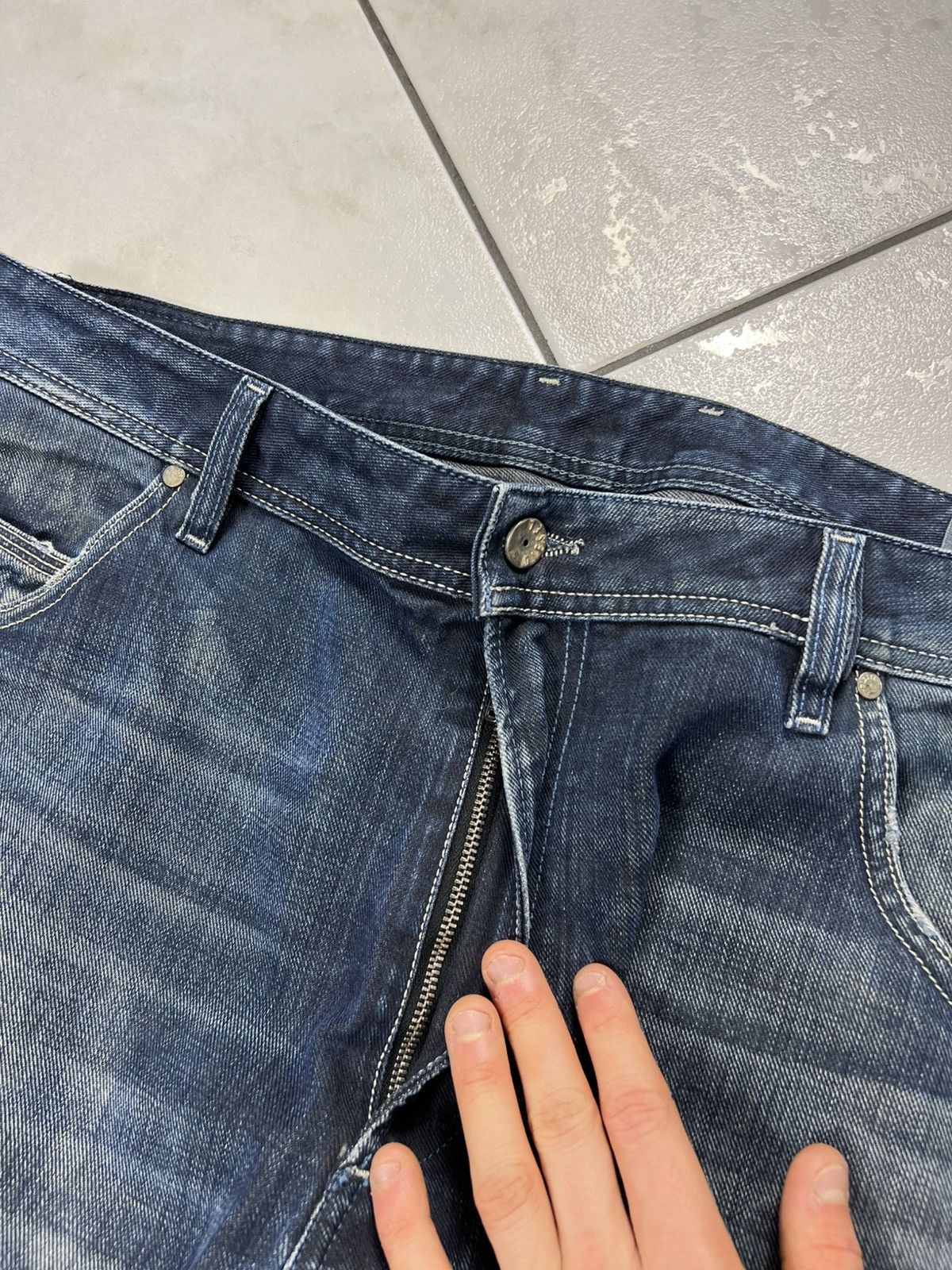 Diesel Vintage Diesel y2k distressed denim jeans blue eyecons pants Size US 34 / EU 50 - 10 Thumbnail
