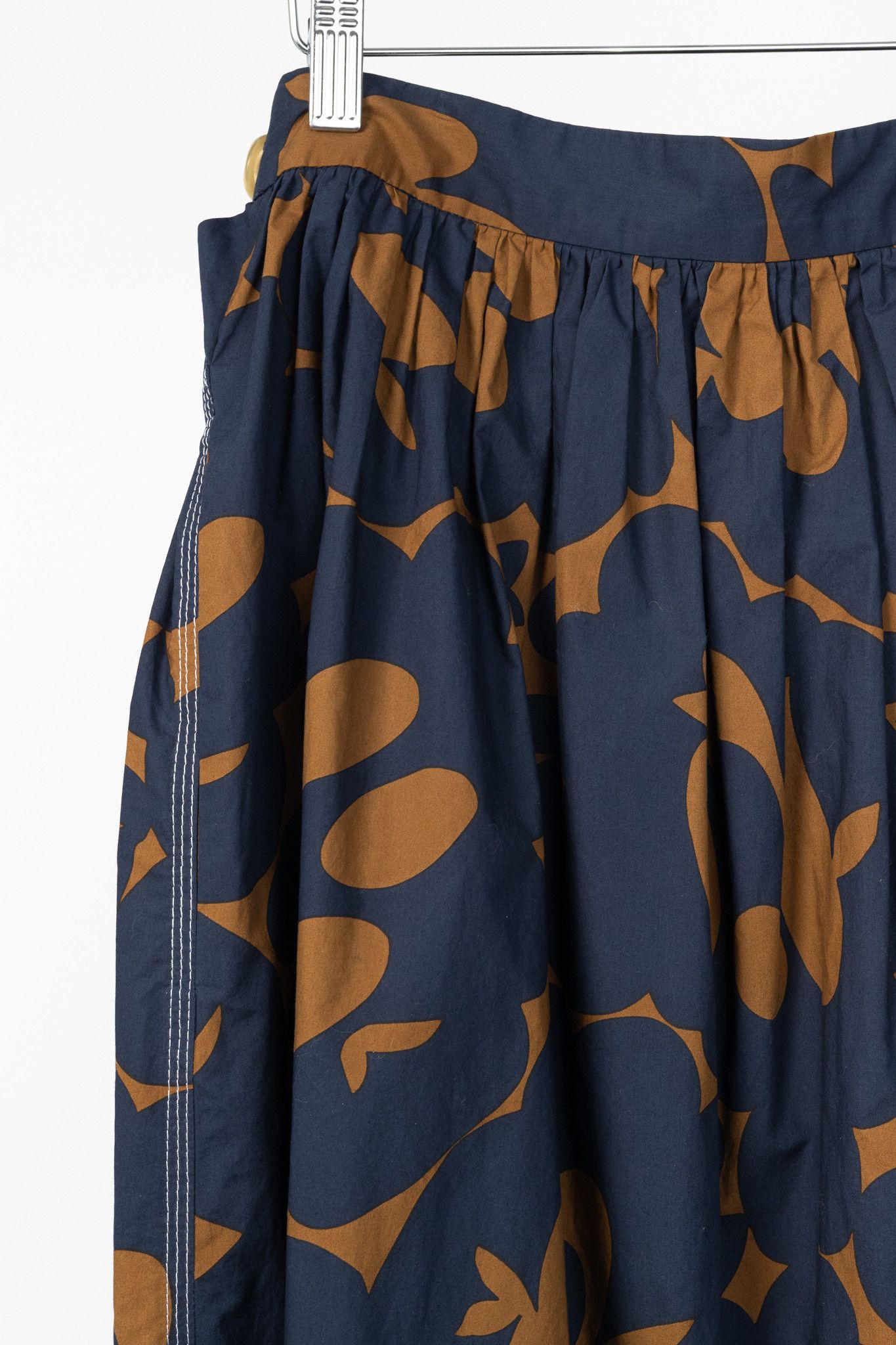 Marni Marni R/19 Belou-Print Cotton Poplin Gathered Midi Skirt Size 28" / US 6 / IT 42 - 5 Thumbnail