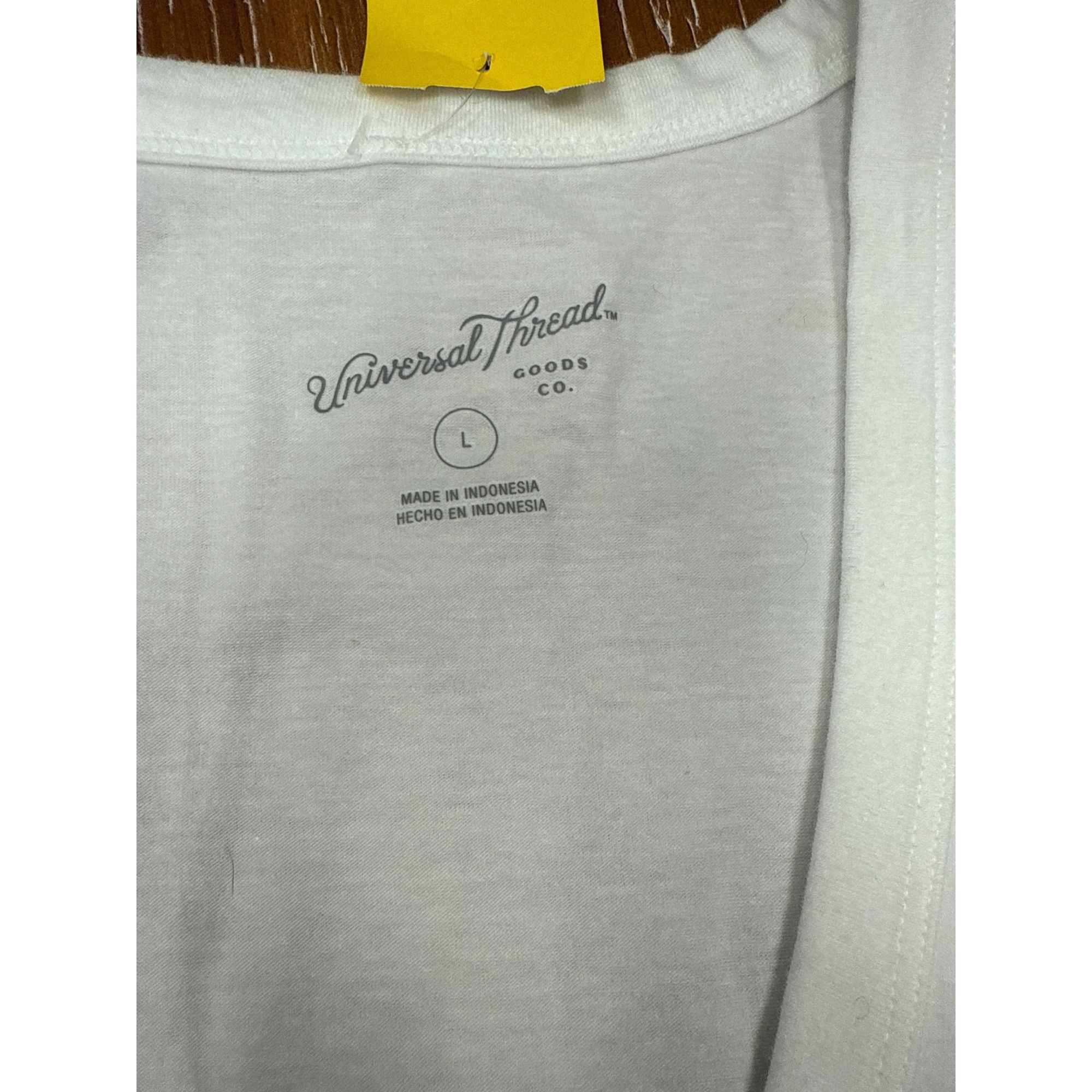 Other Universal Thread White Tank Top L Cotton/Polyester Blend Sco Size L / US 10 / IT 46 - 2 Thumbnail