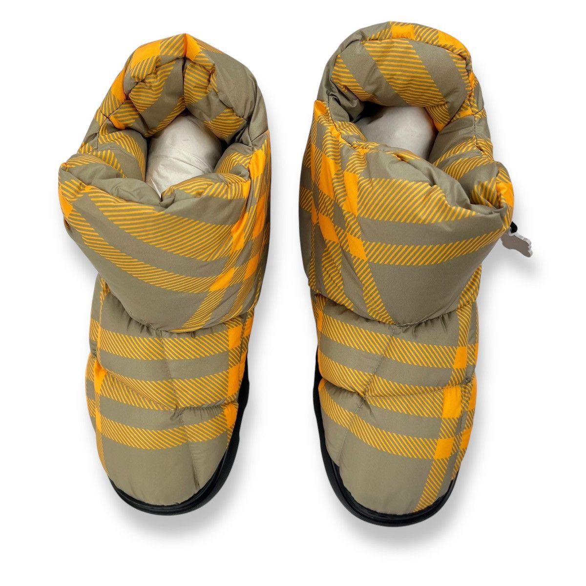 Burberry Burberry Check Pillow Boots Size US 12 / EU 45 - 2 Thumbnail