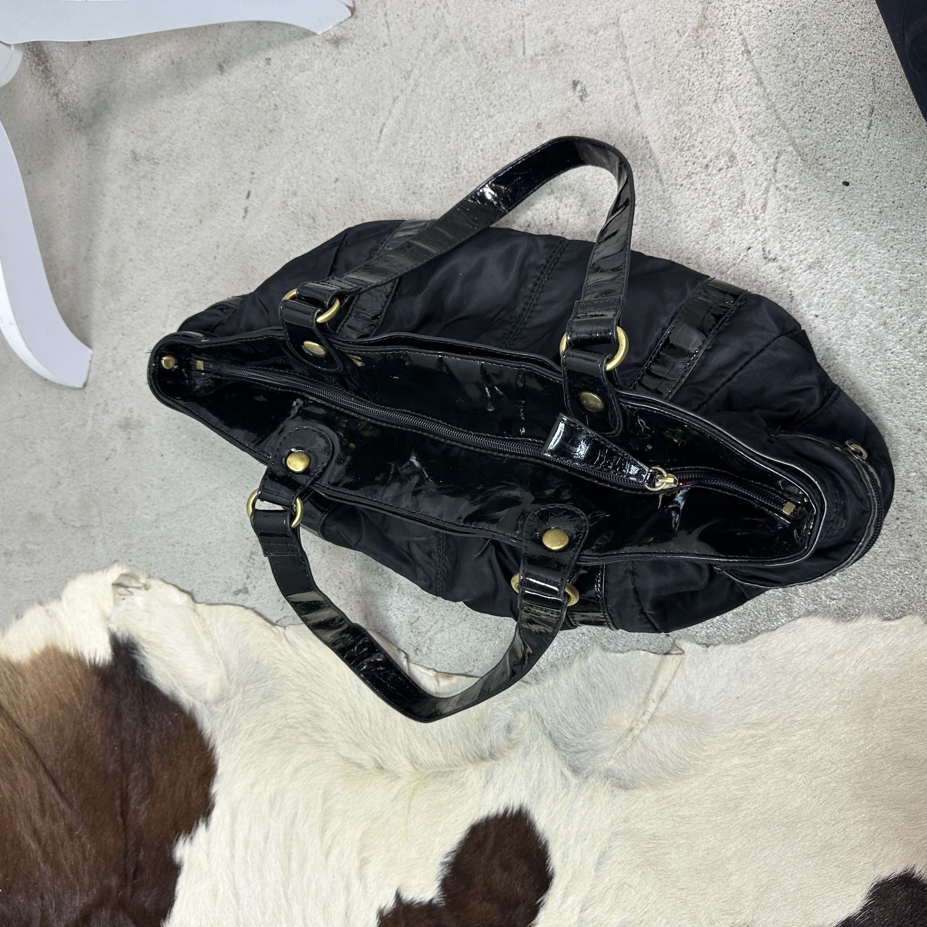 Vintage Vintage Avant Garde Hobo Nylon Bag Y2K Size ONE SIZE - 5 Thumbnail